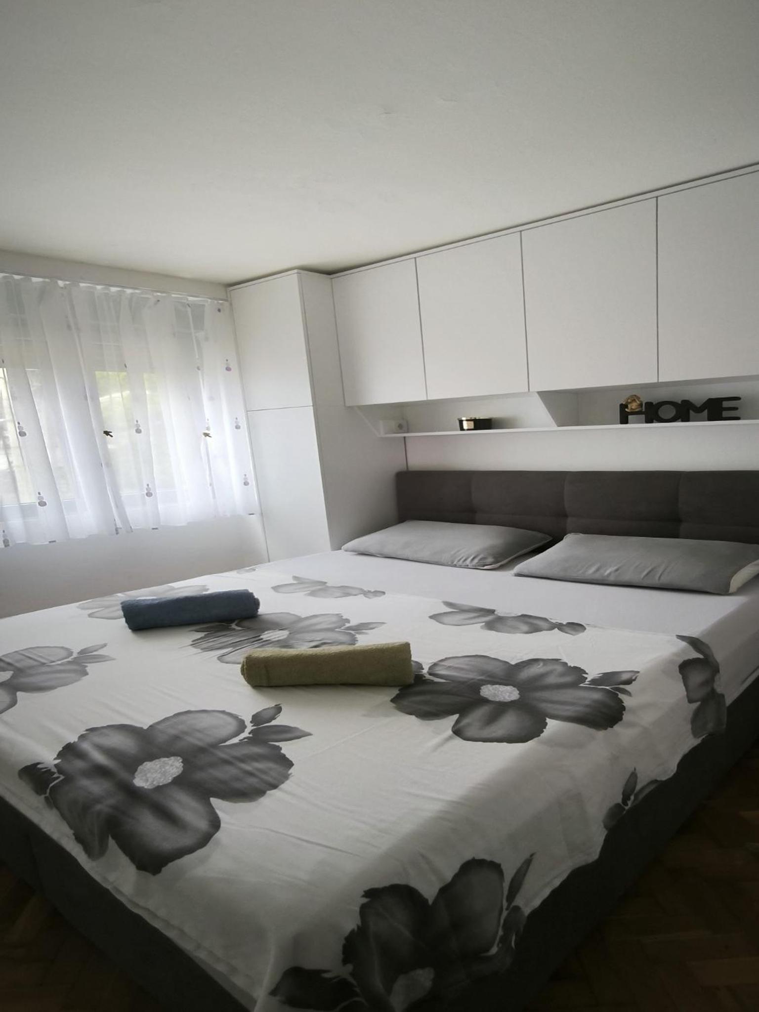 One Bedroom Apartment with Balcony
