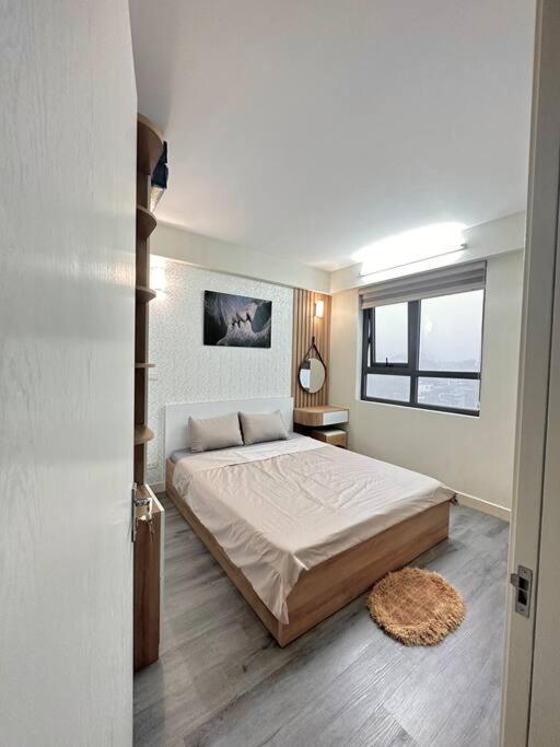 One-Bedroom Apartment with Balcony and City View