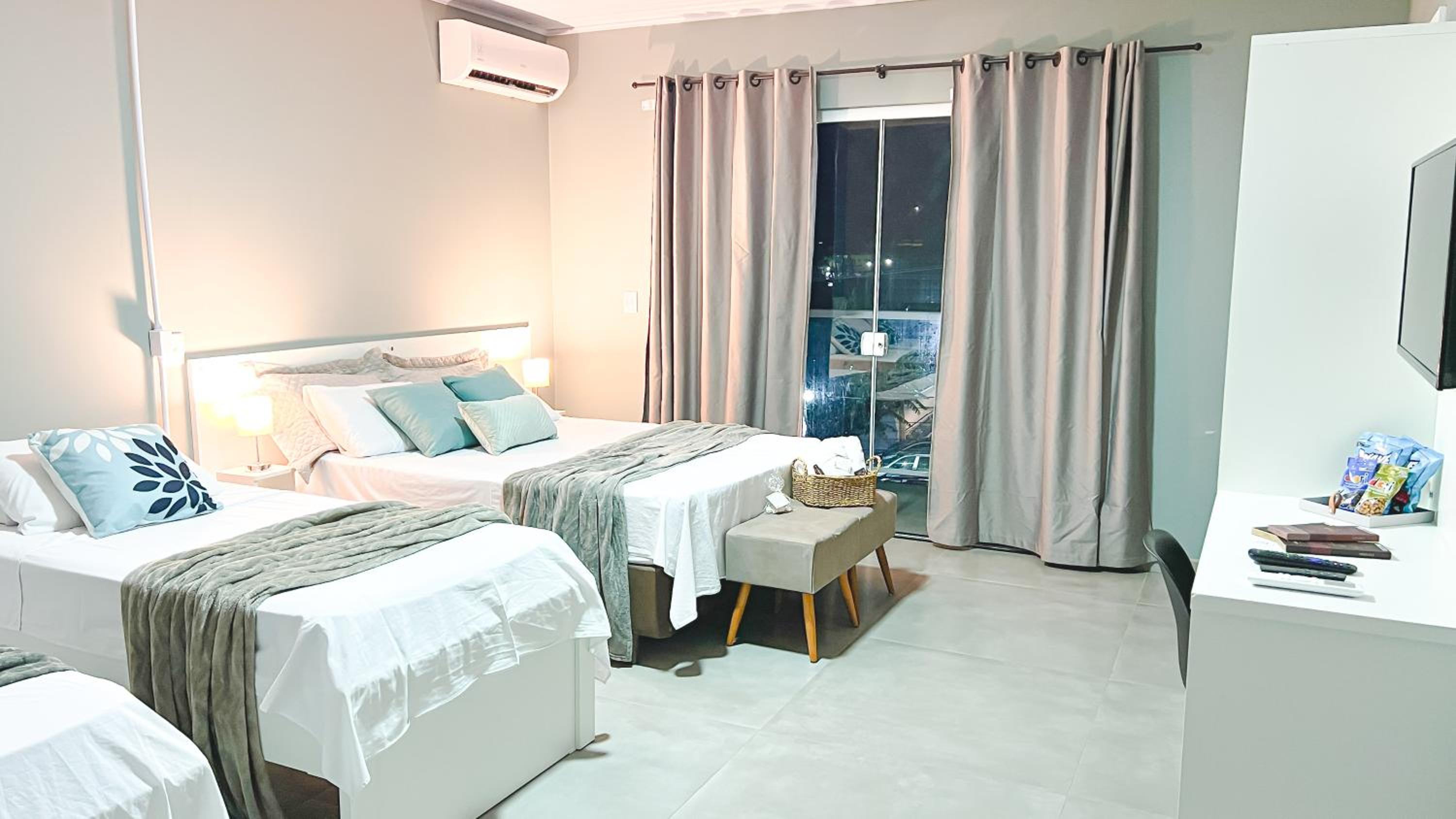 Quadruple Room with Balcony photo 1