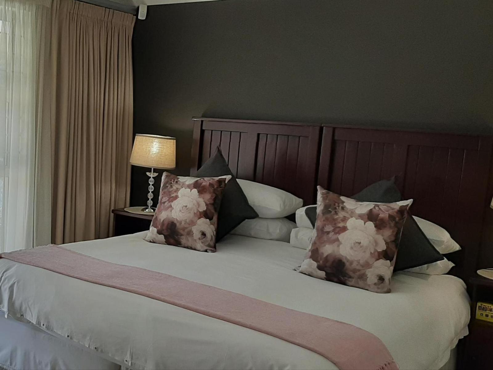 Standard Double Room with Fan - Photo 13