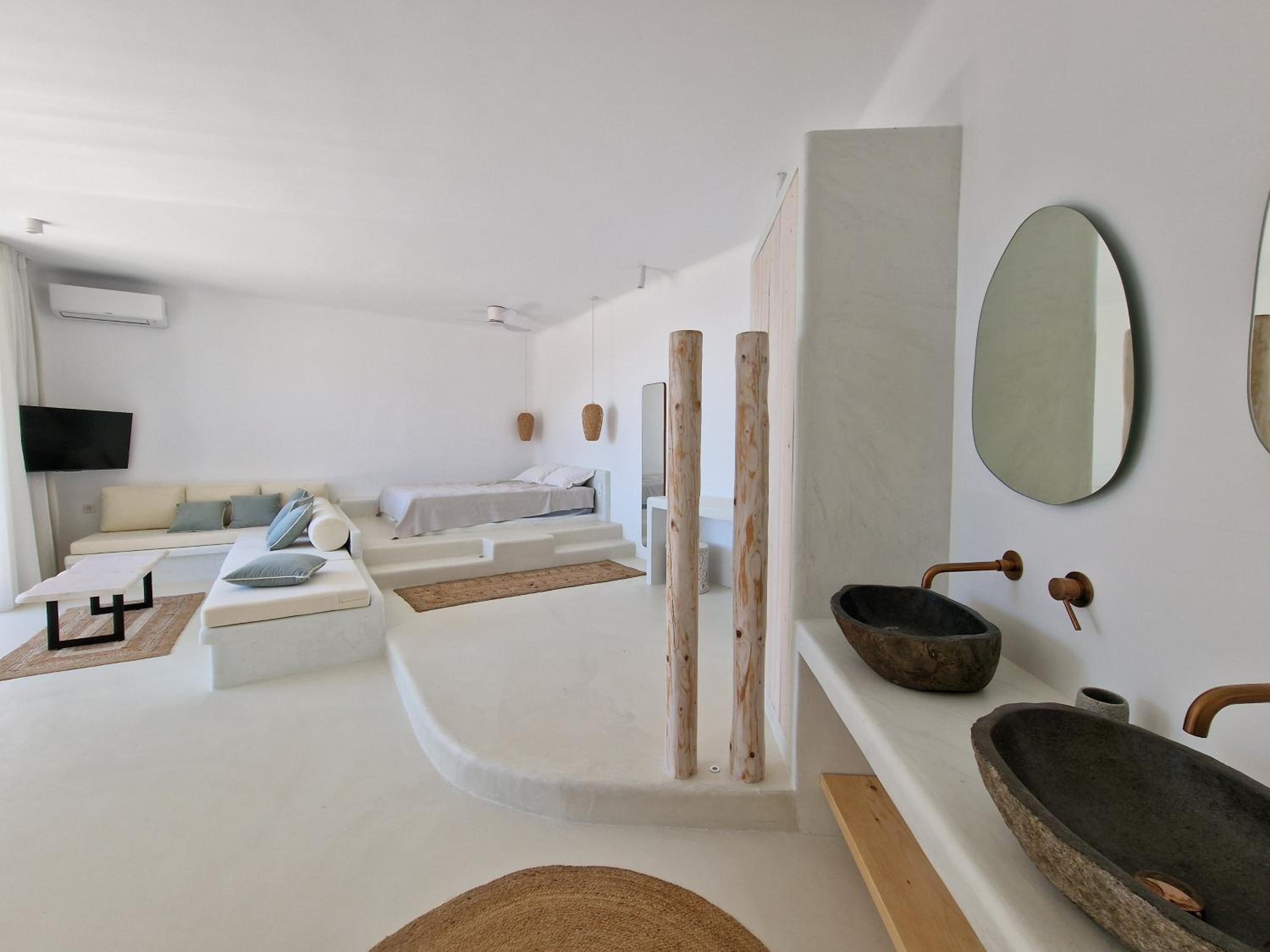 Queen Suite with private jaccuzi