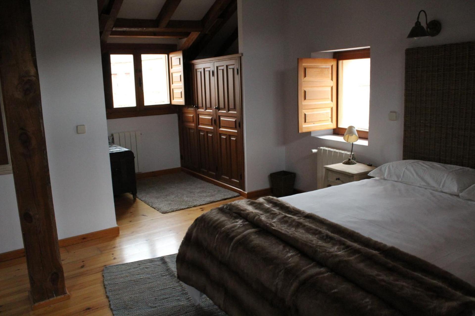 Deluxe Double Room photo 3