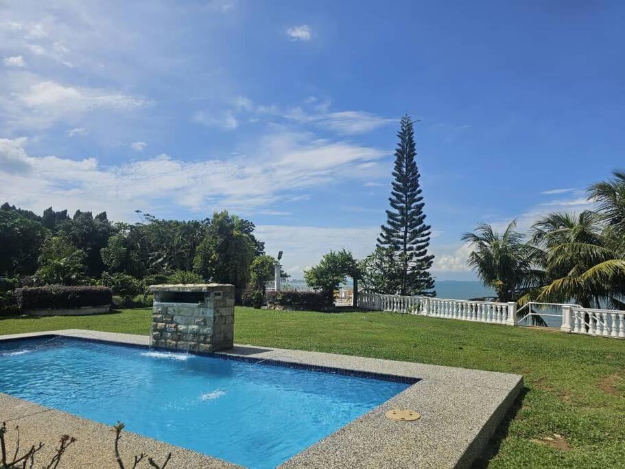 Villa photo 1