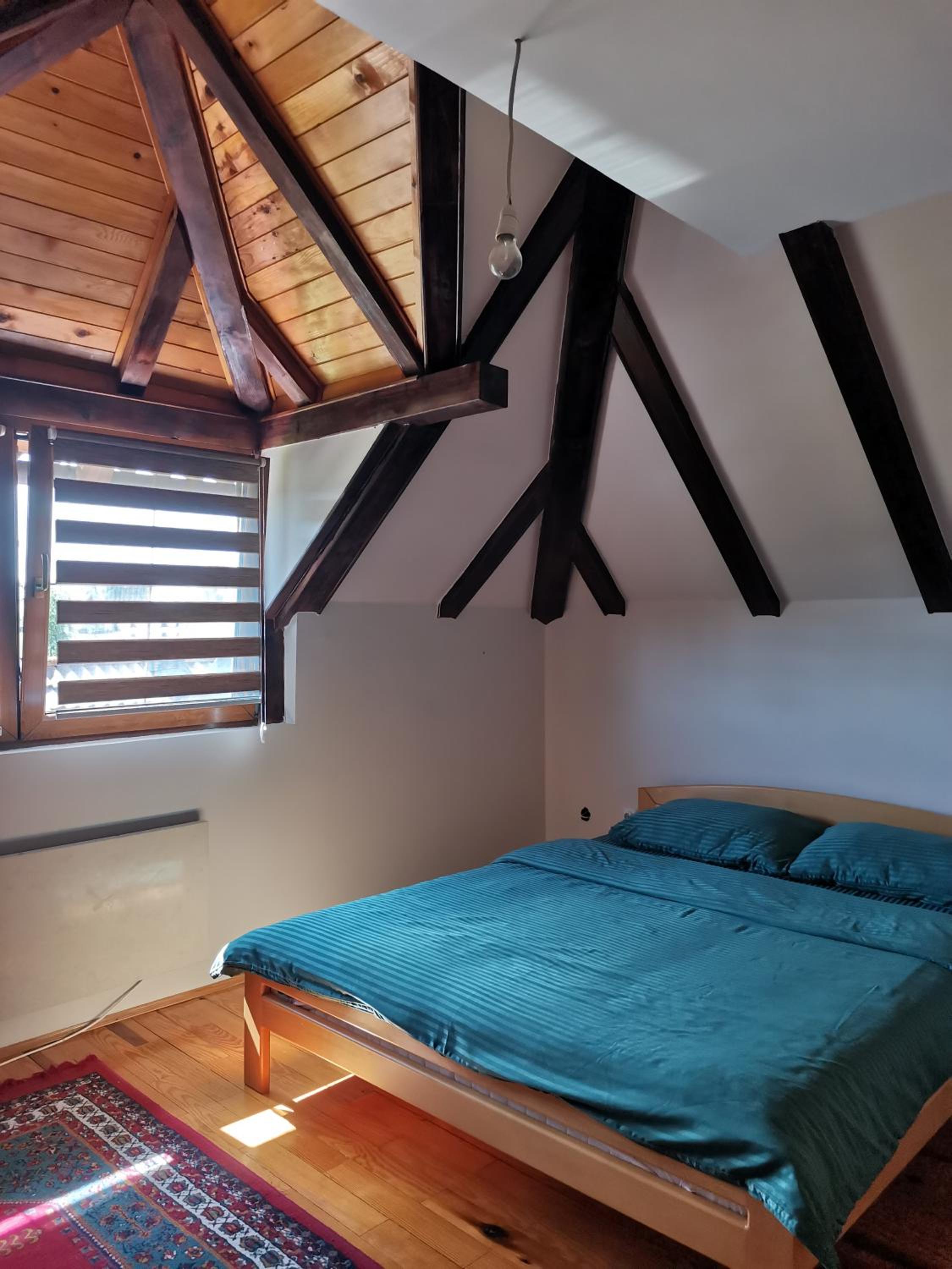 Three-Bedroom House photo 3
