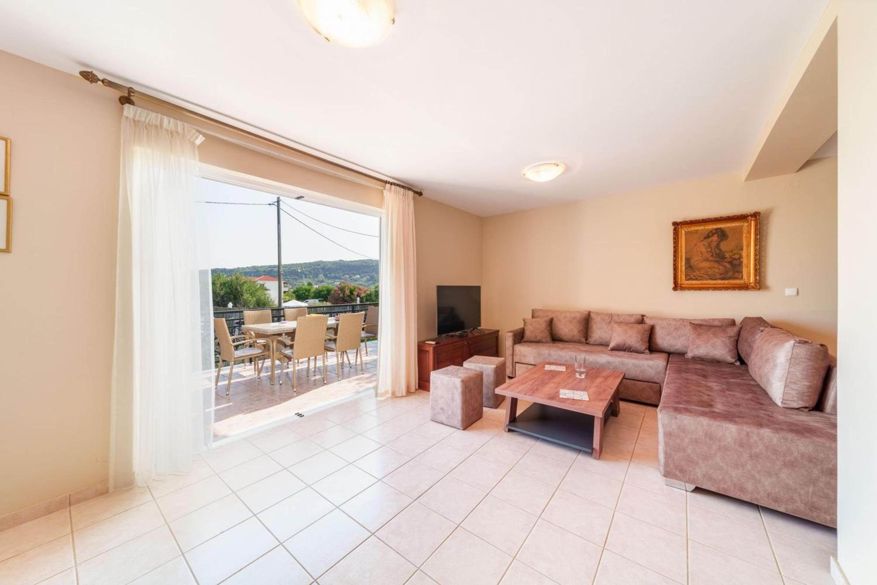 Superior Apartment photo 2