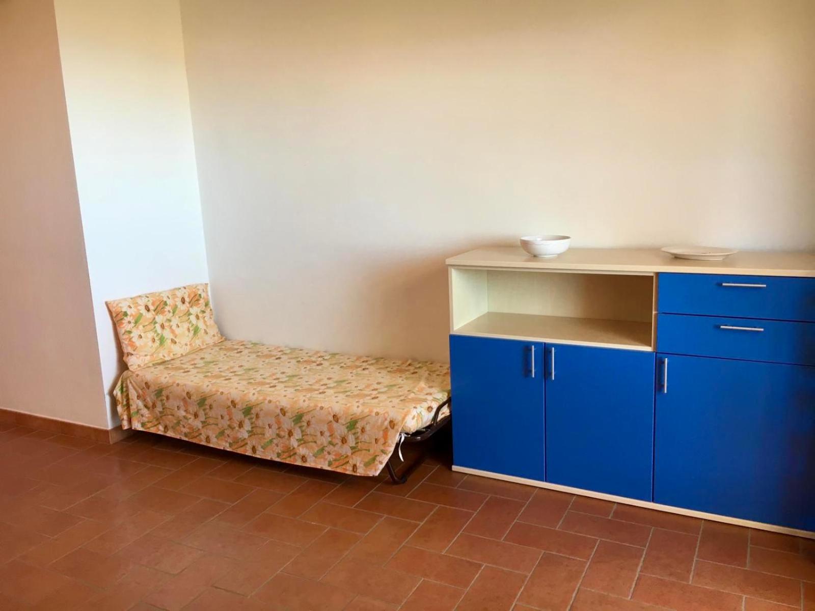 One-Bedroom Apartment With Park View