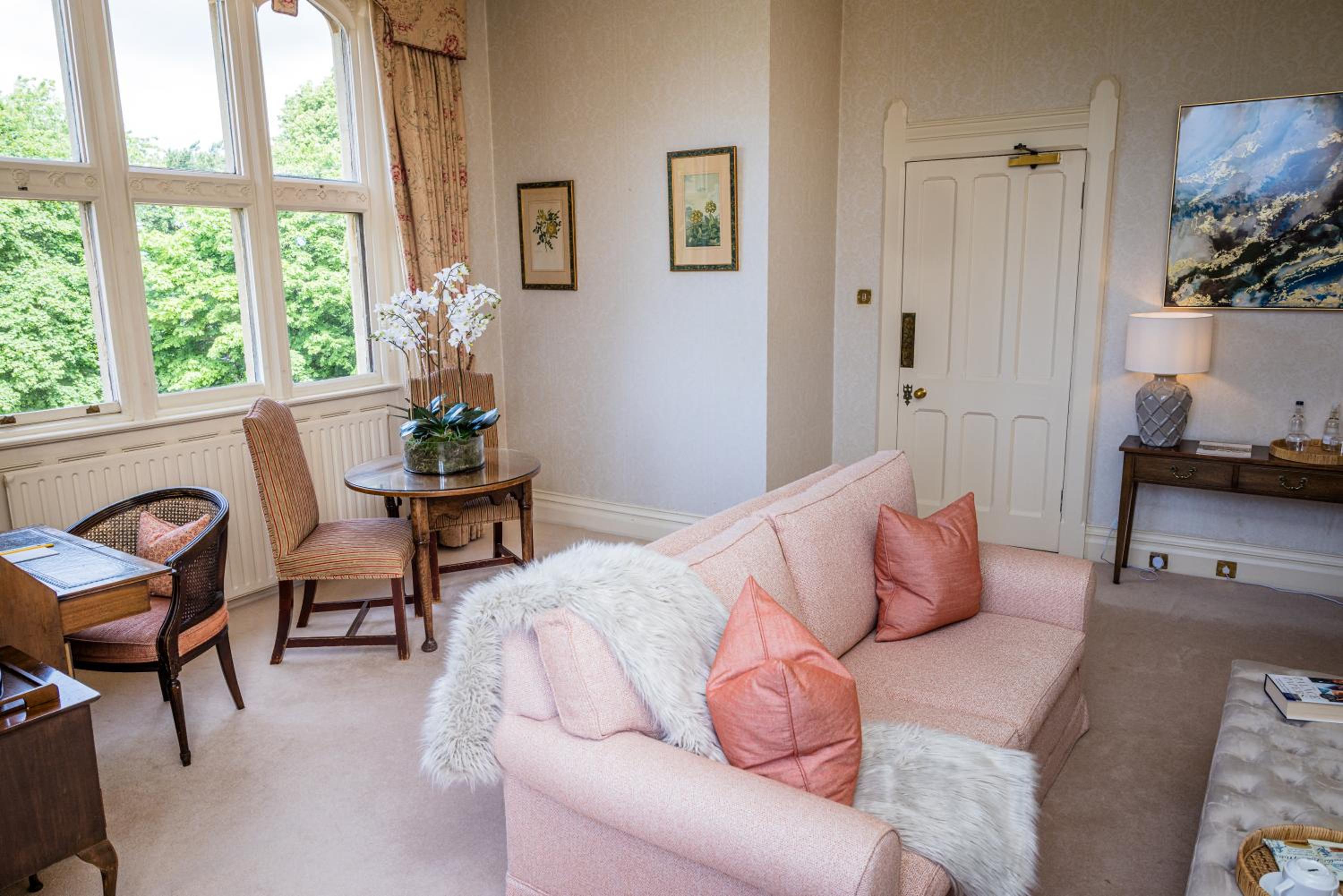 Executive Suite photo 2