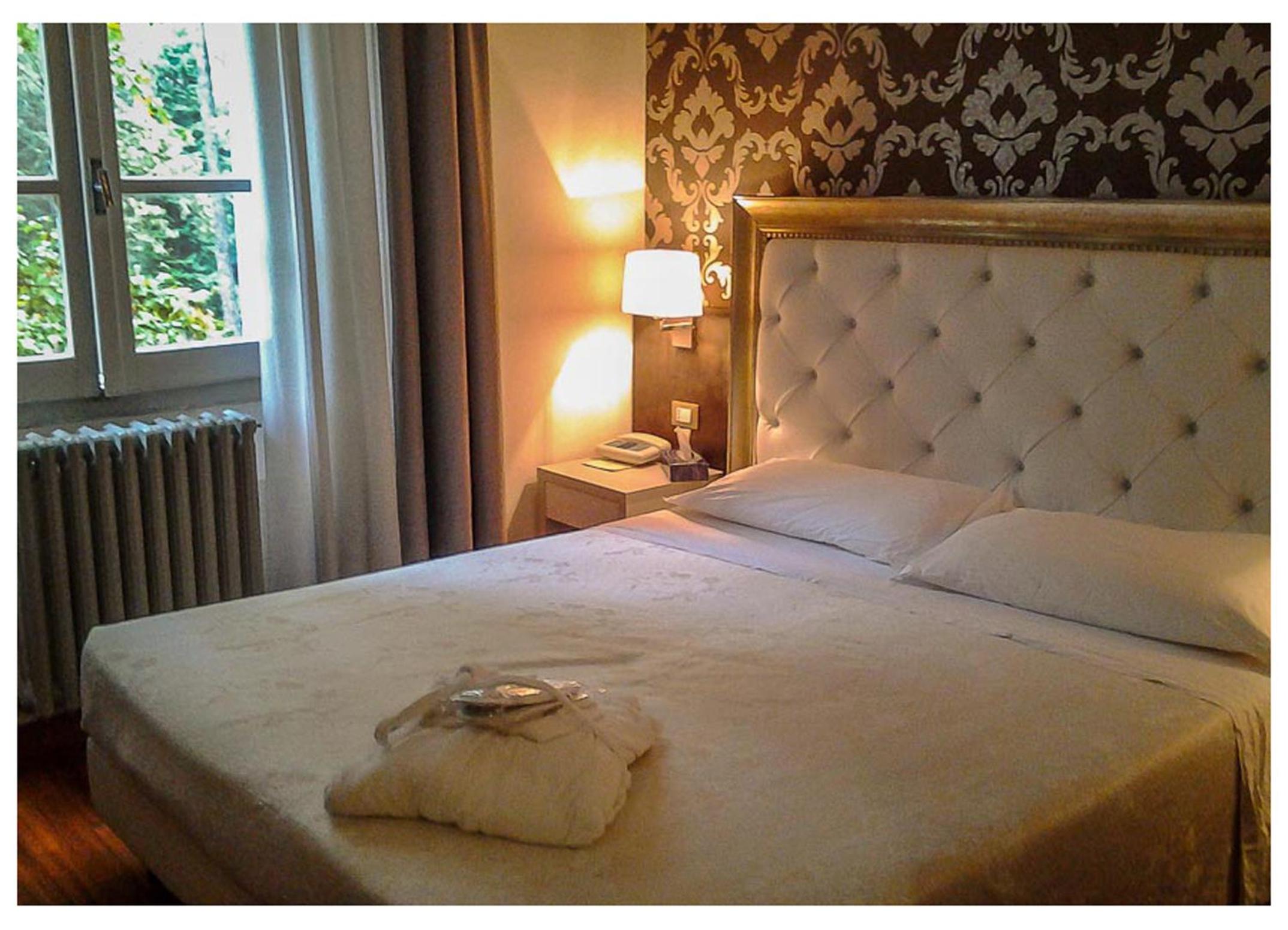 Superior Double or Twin Room photo 2