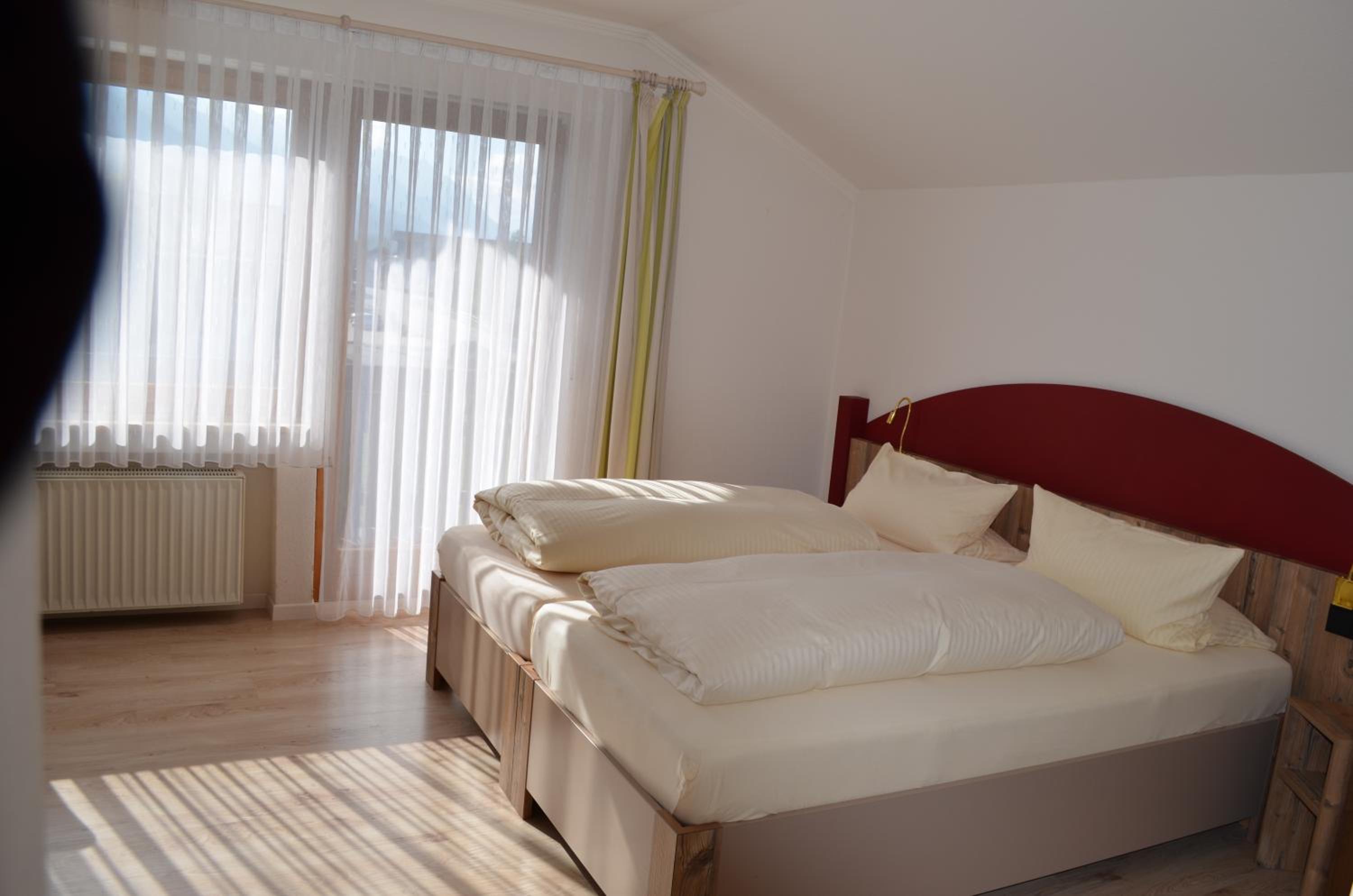 Comfort Double Room with Balcony - Photo 3