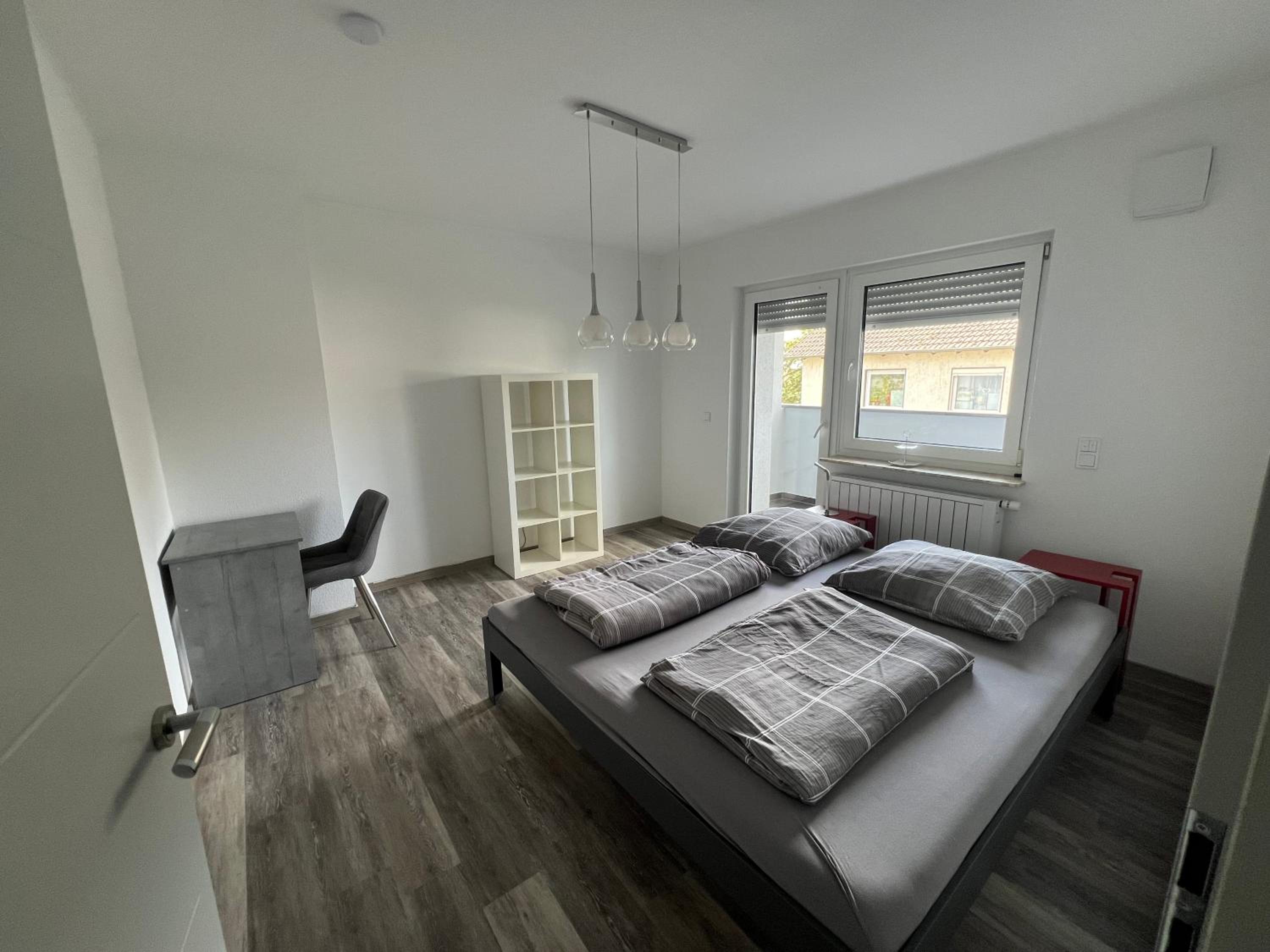 One-Bedroom Apartment photo 1