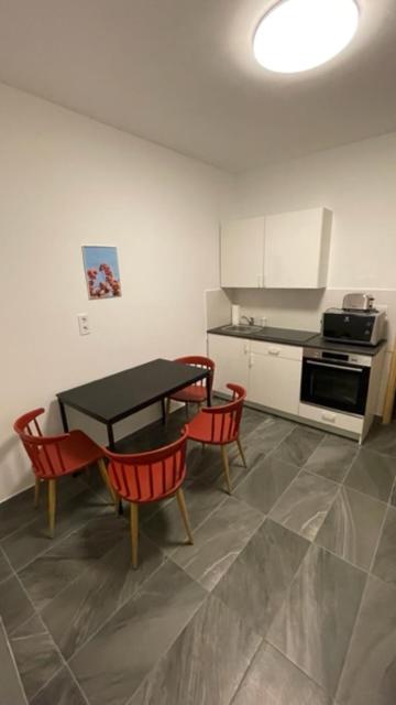 One-Bedroom Apartment photo 3