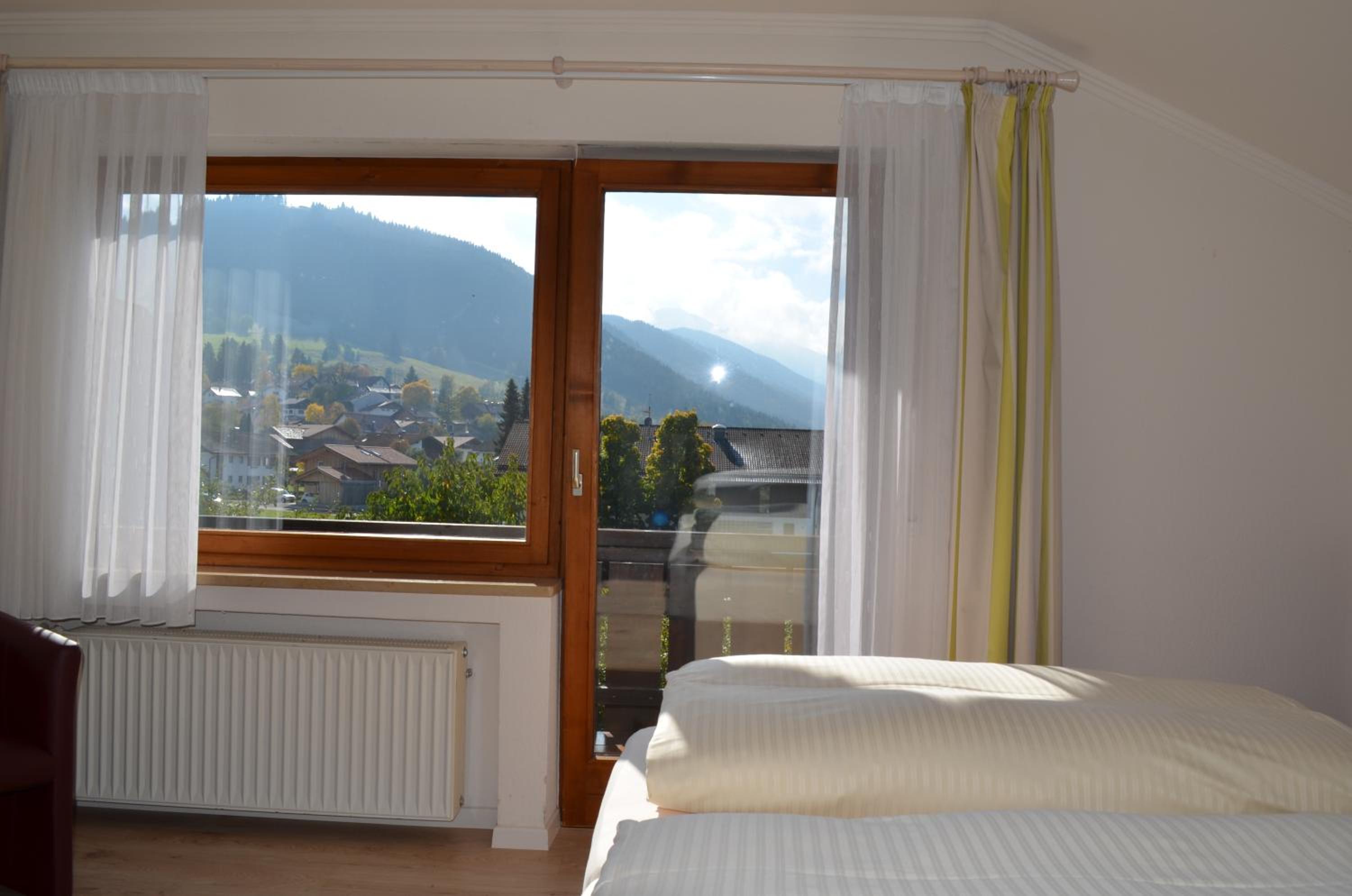 Comfort Double Room with Balcony - Photo 6