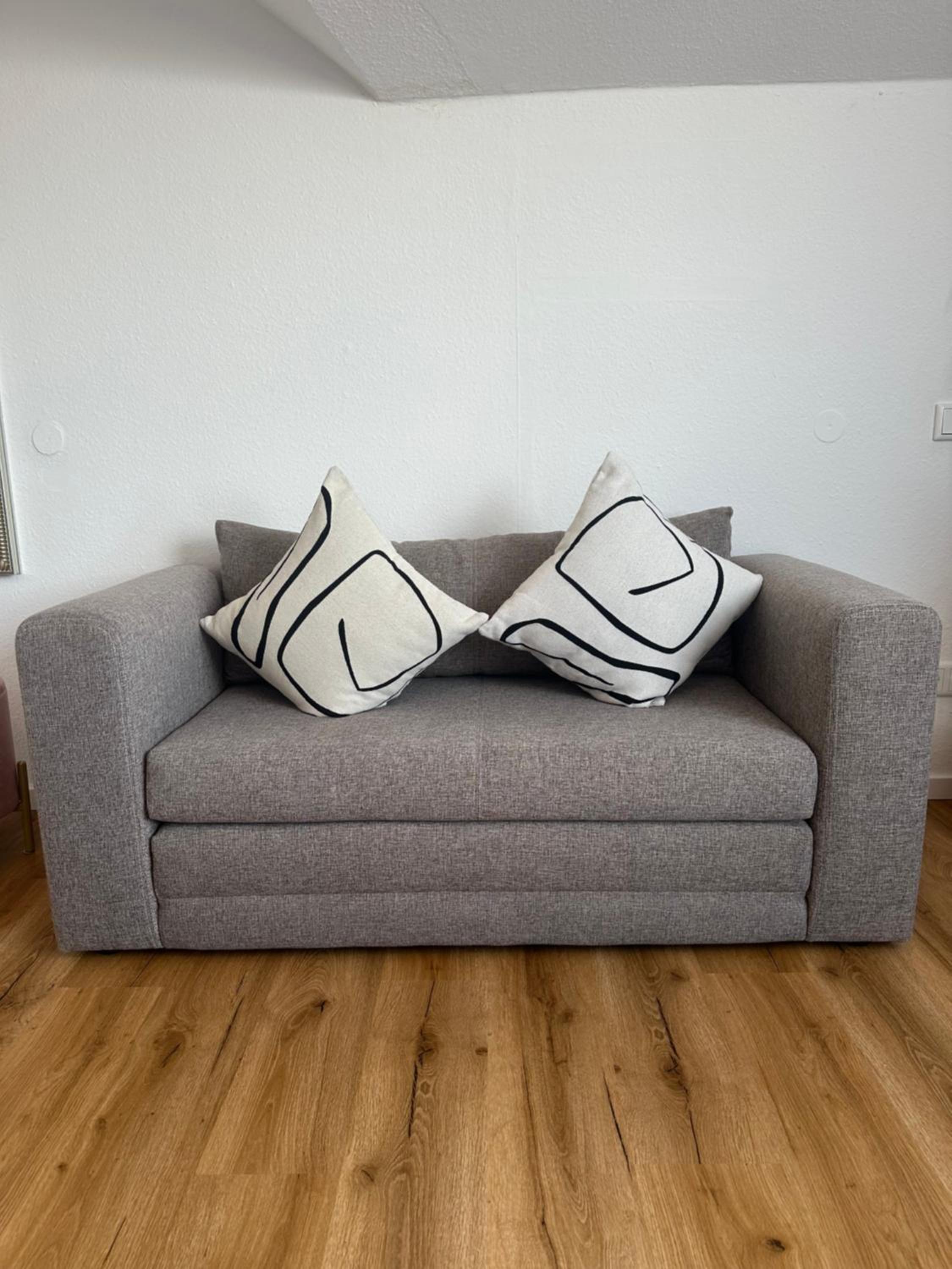Three-Bedroom Apartment photo 1