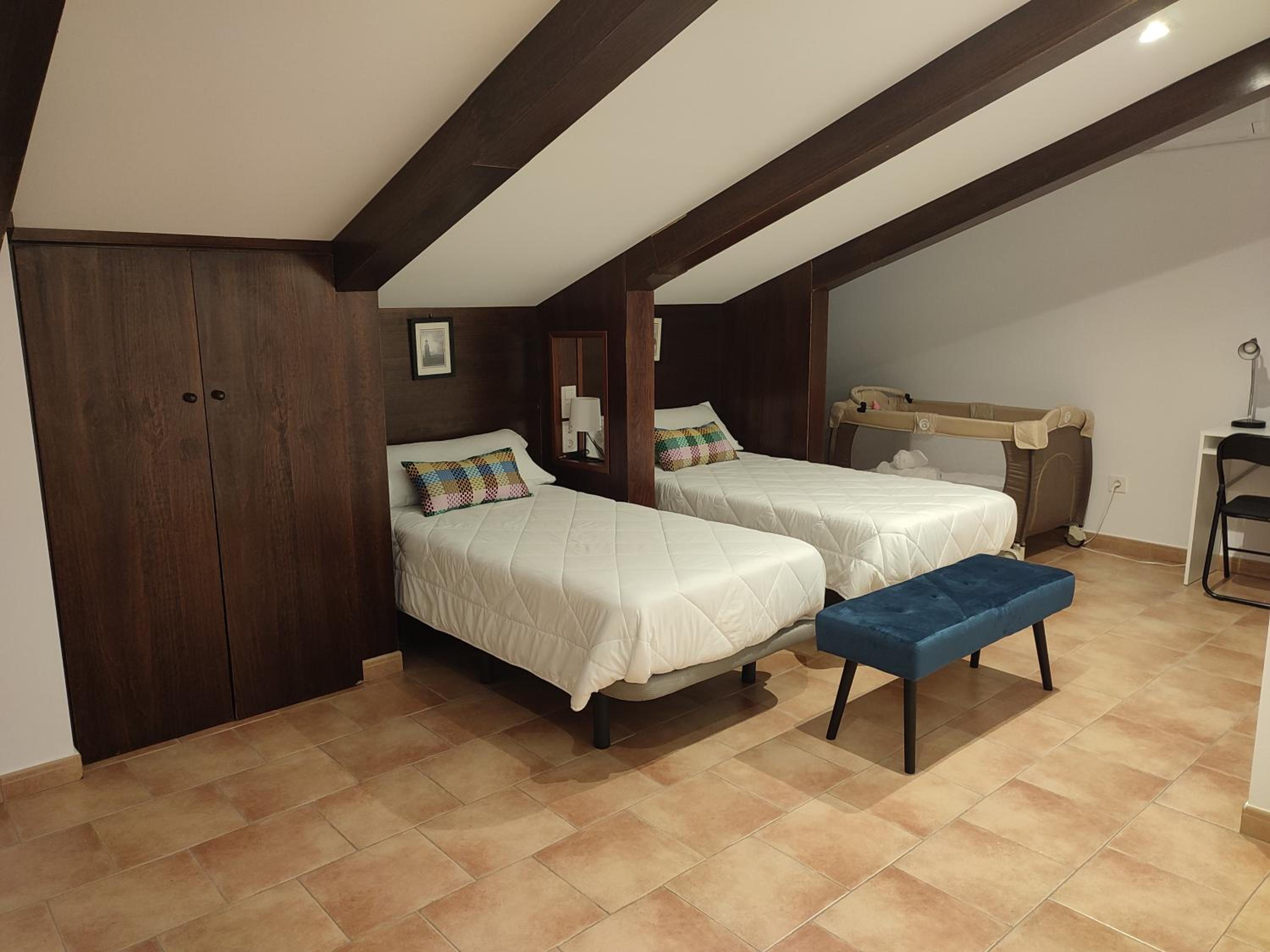 Standard Double or Twin Room photo 2