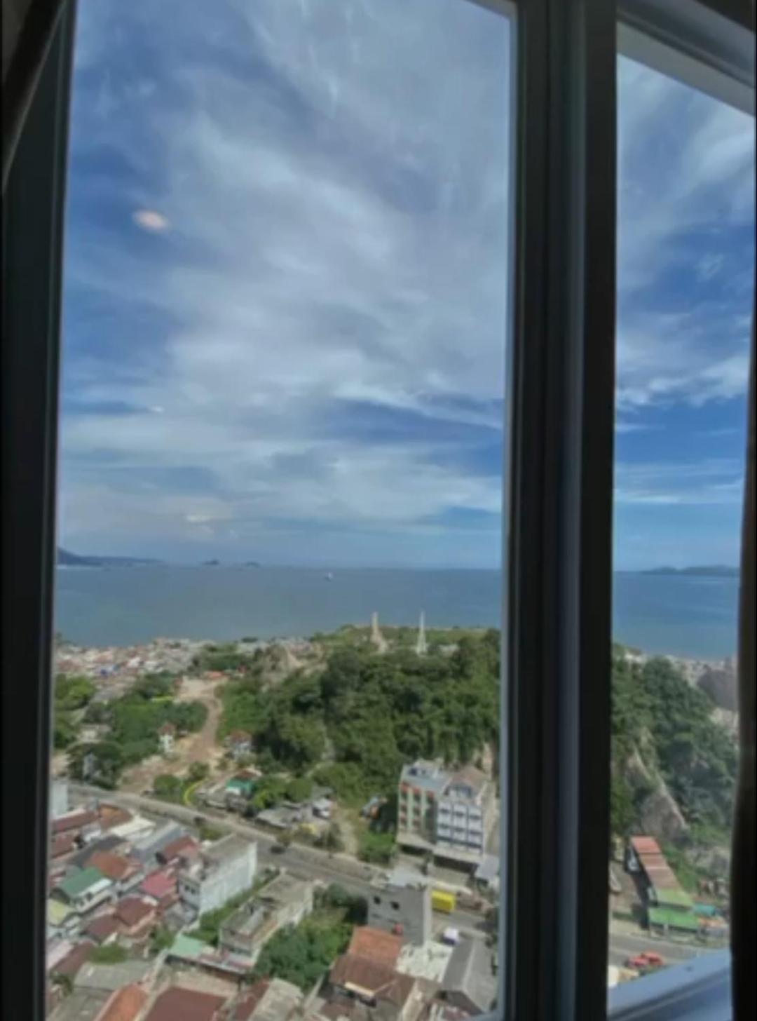 Three-Bedroom Apartment With Ocean View photo 3
