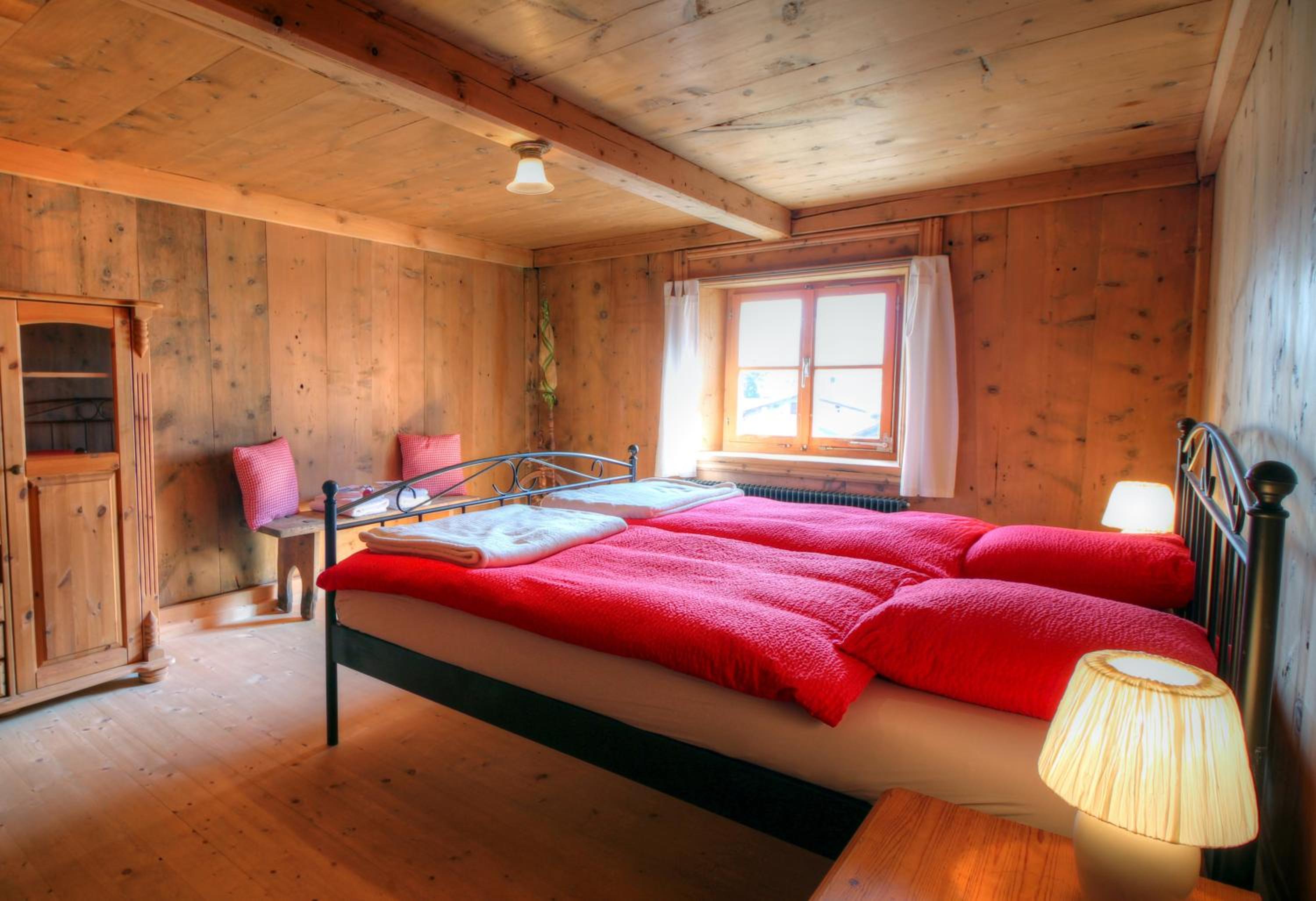 Double Room with Shared Bathroom photo 2