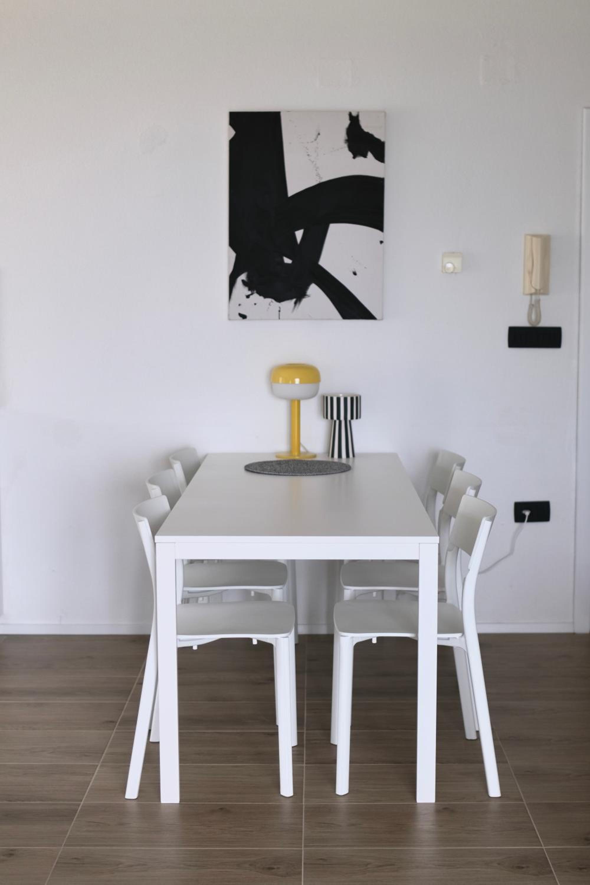 Apartment with Sea View - Photo 7
