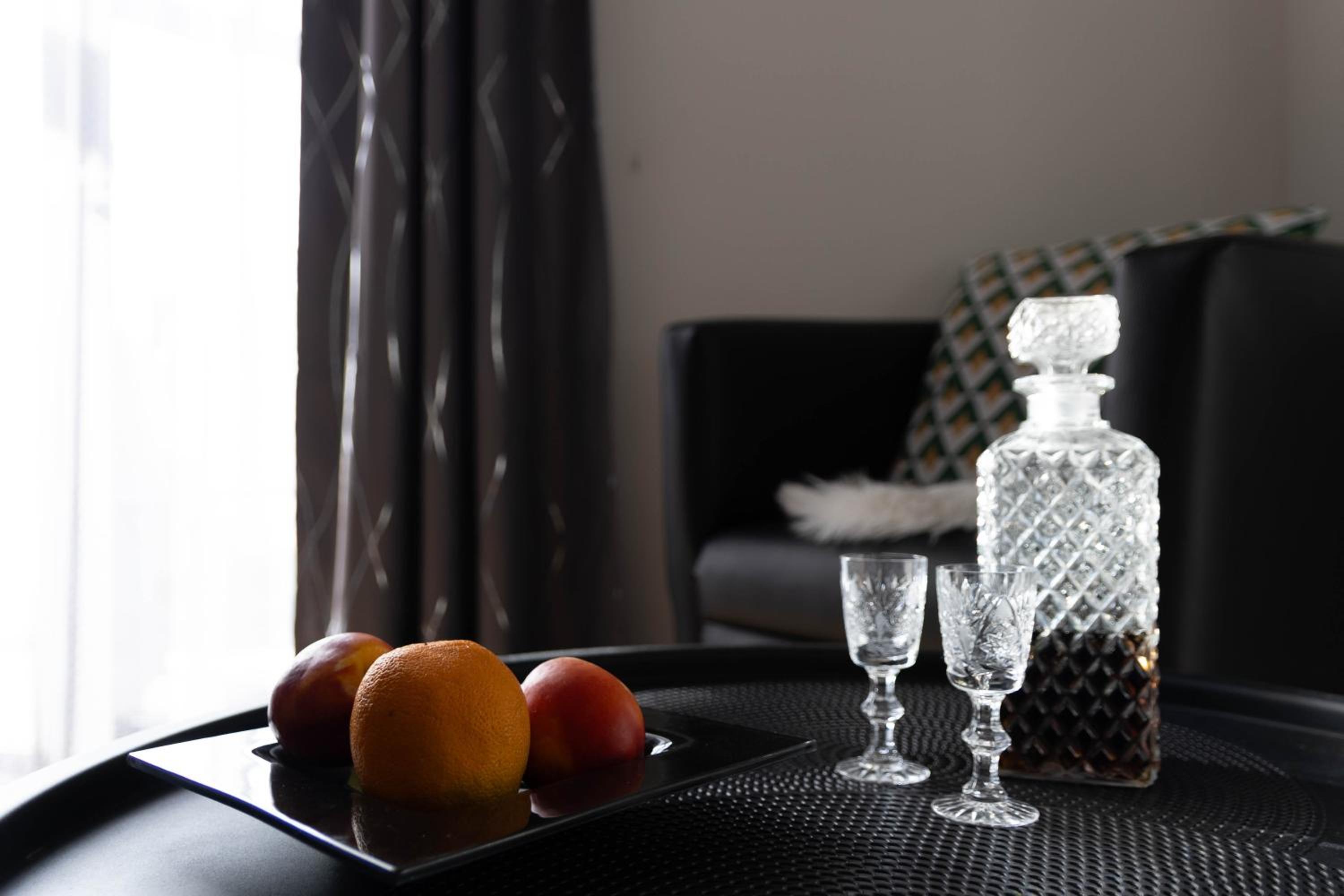 Deluxe Double Room (2 Adults + 1 Child) - Photo 5