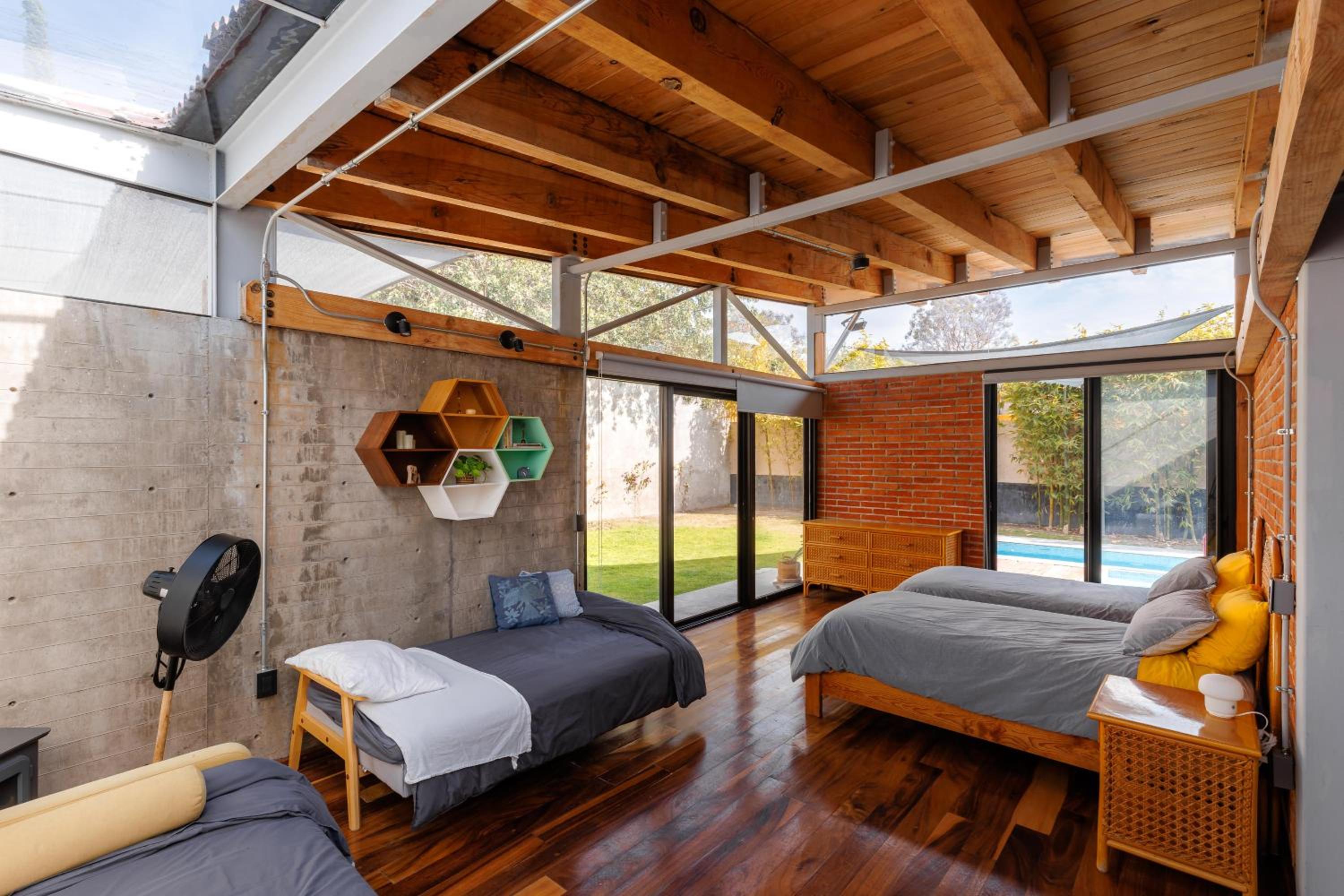Two-Bedroom House - Photo 13