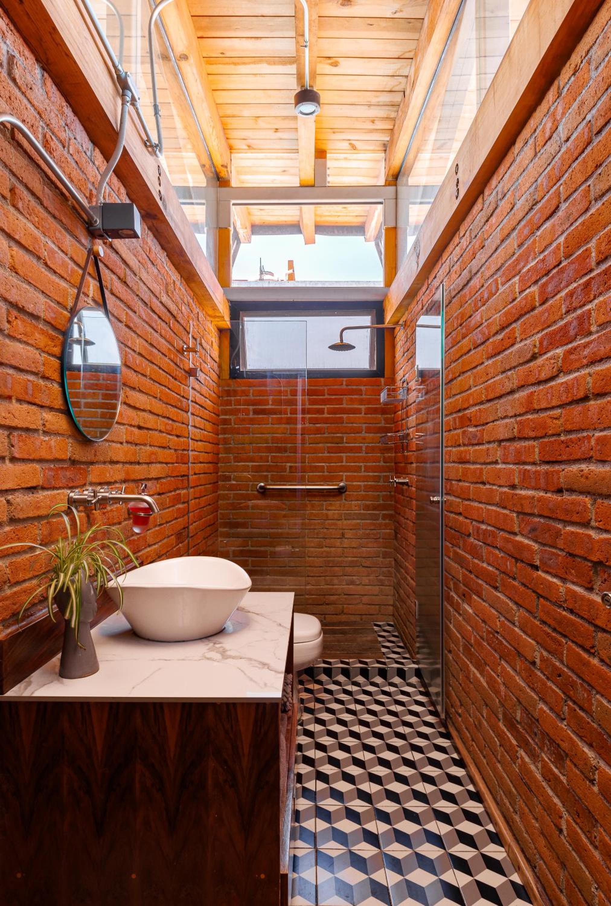 Two-Bedroom House - Photo 12