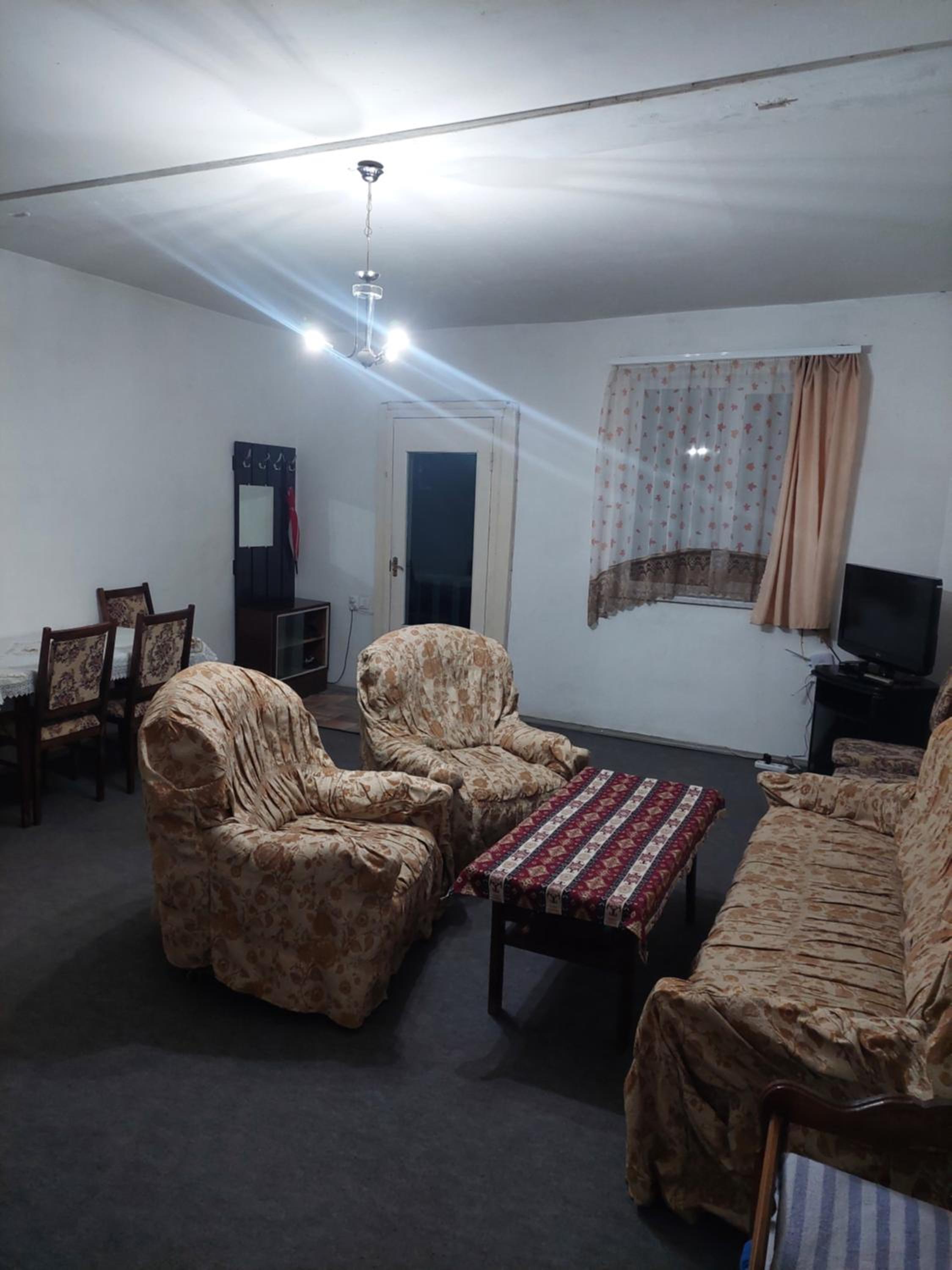 Family Room with Private Bathroom photo 1