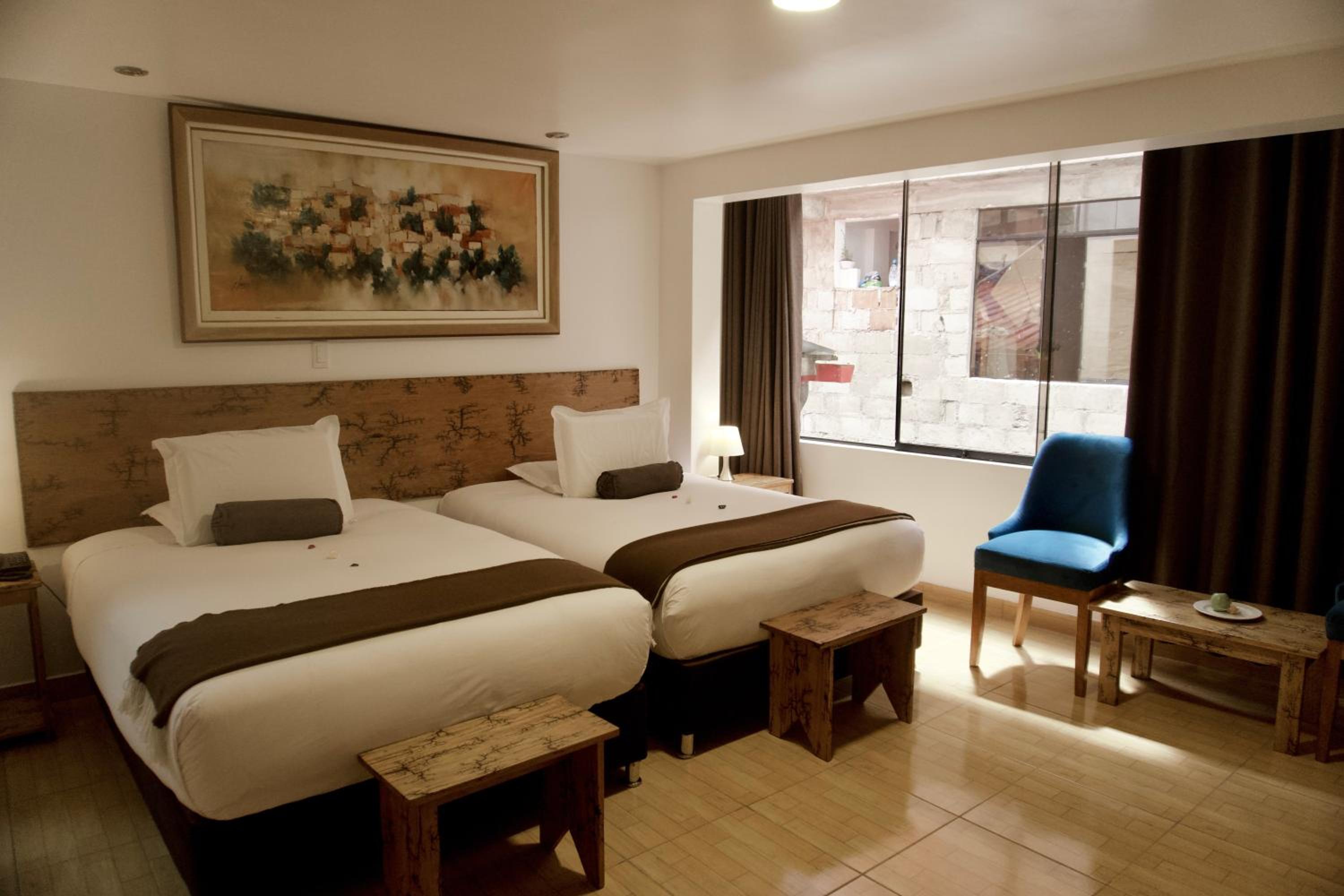 Superior Double Room with Two Double Beds - Photo 11