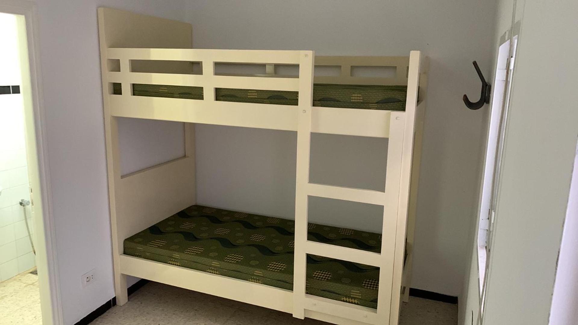 One-Bedroom House photo 1