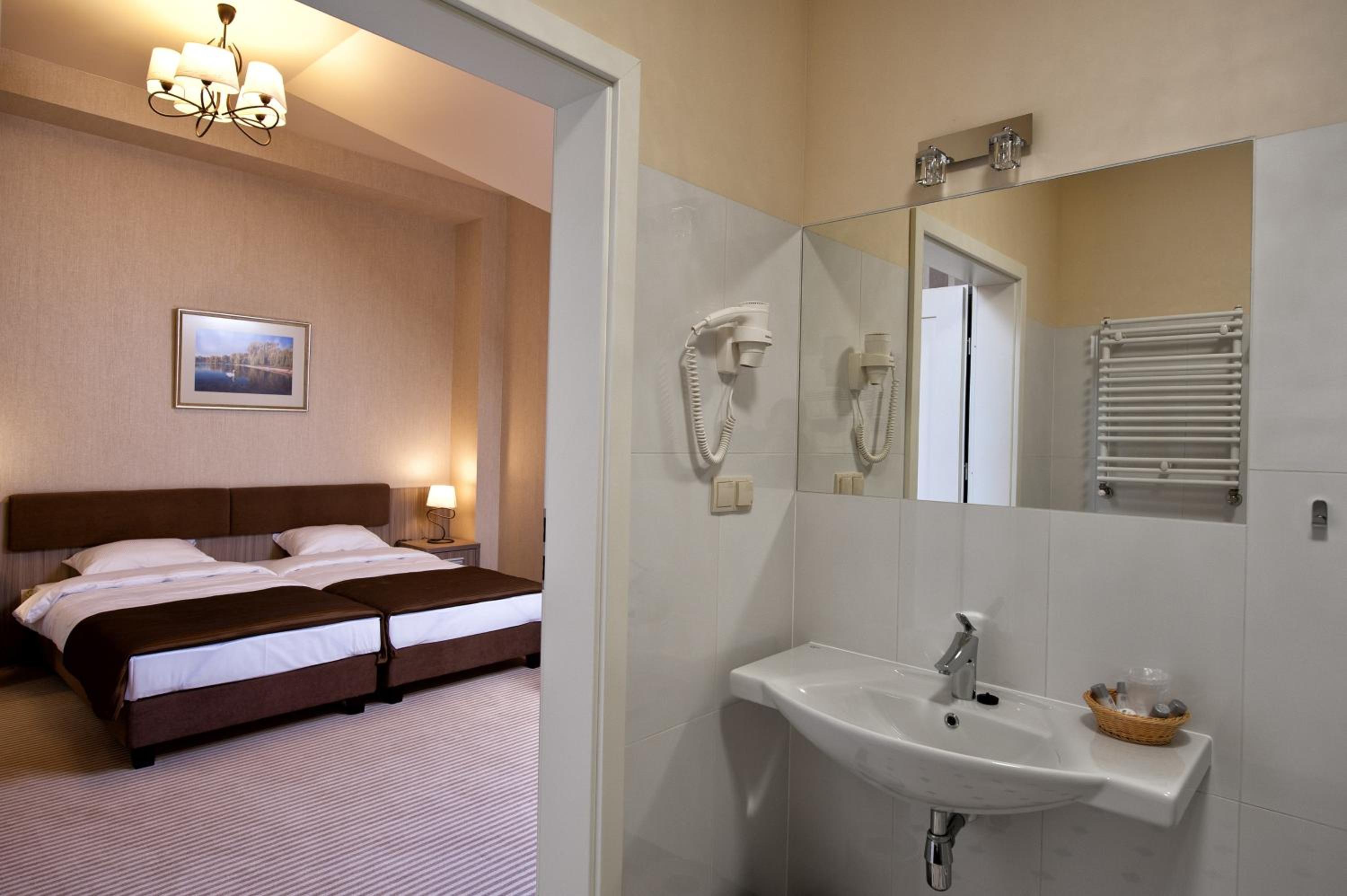 Superior Double or Twin Room photo 3