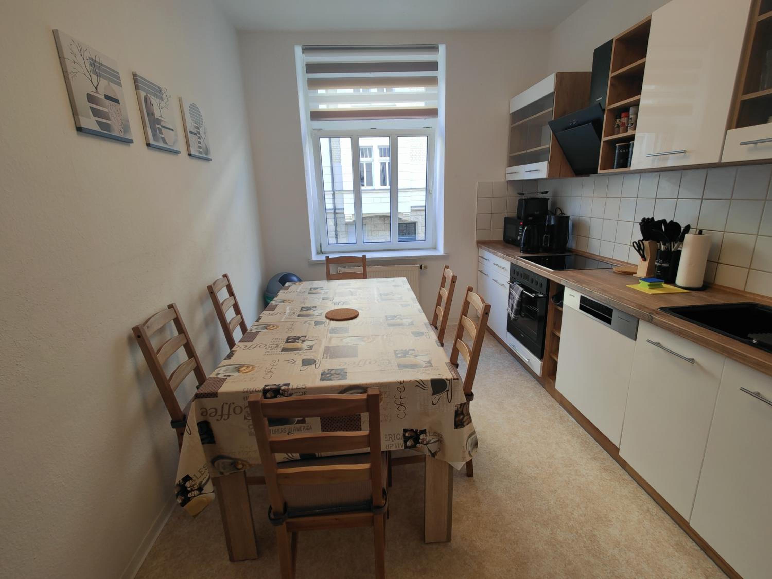 Three-Bedroom Apartment photo 2