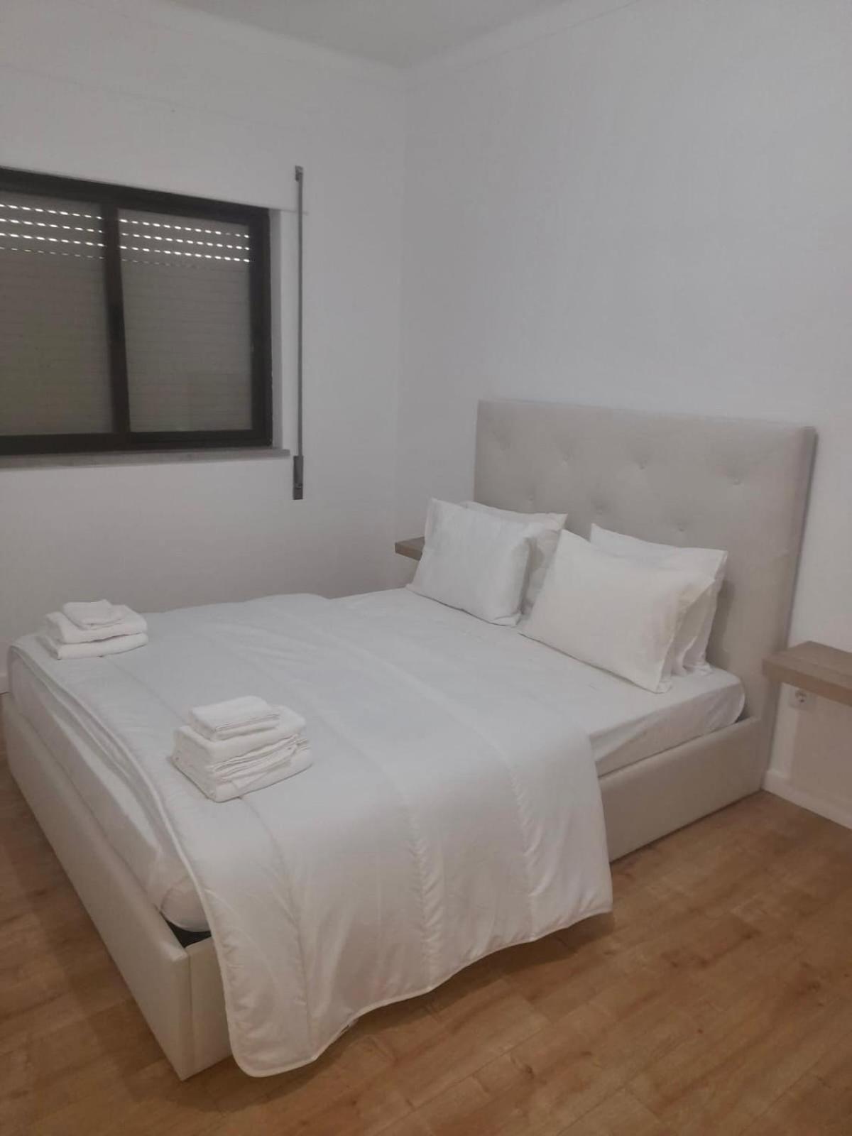 Three-Bedroom Apartment photo 1