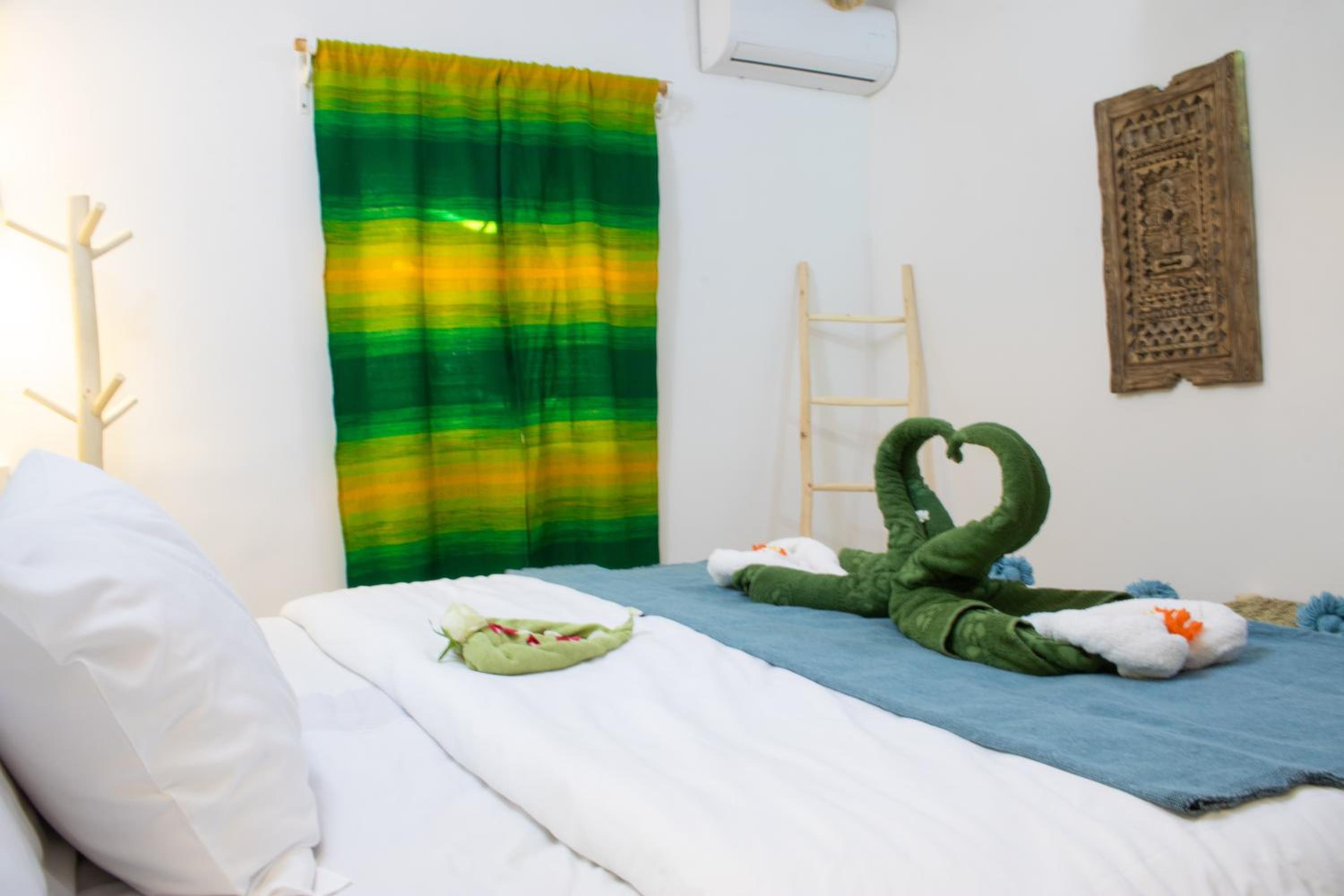 Deluxe Double or Twin Room with Garden View photo 2