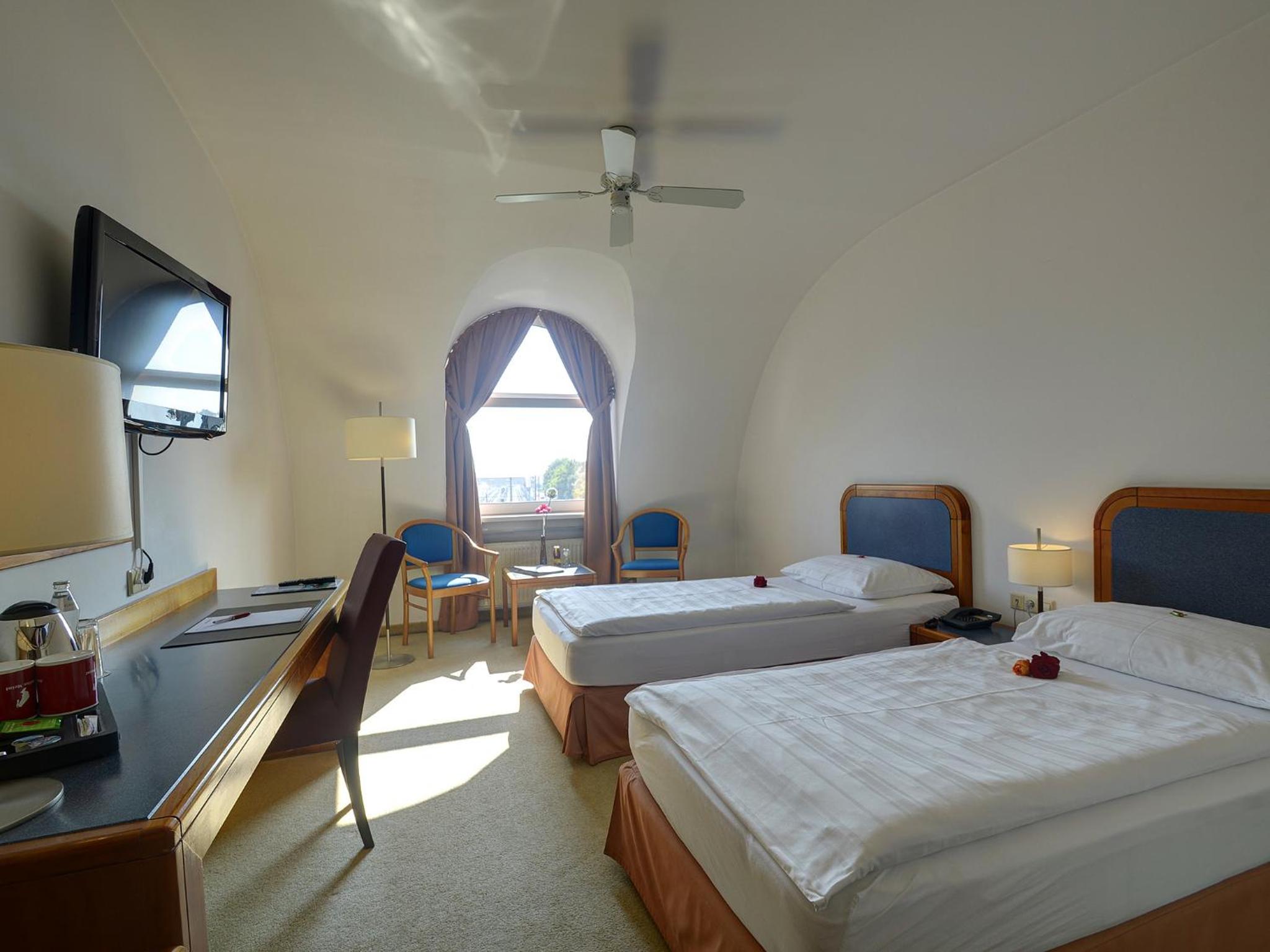 Standard Twin Room photo 3