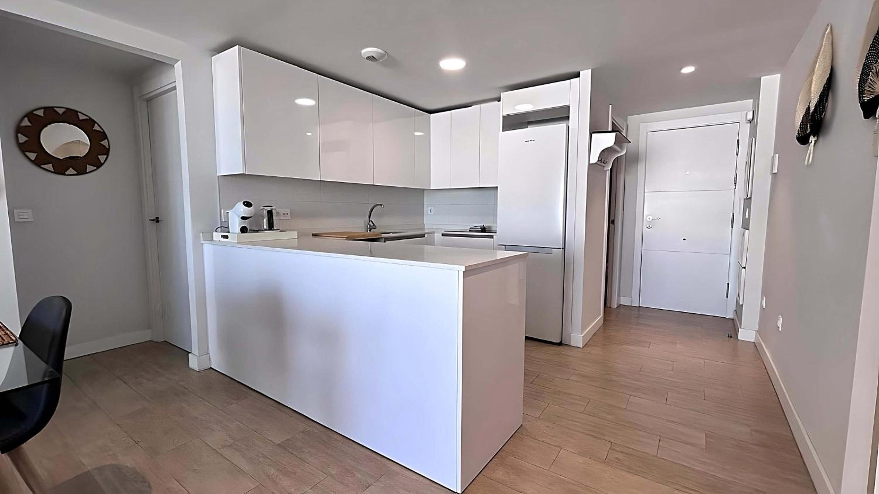 Two-Bedroom Apartment with Terrace and Sea View photo 2