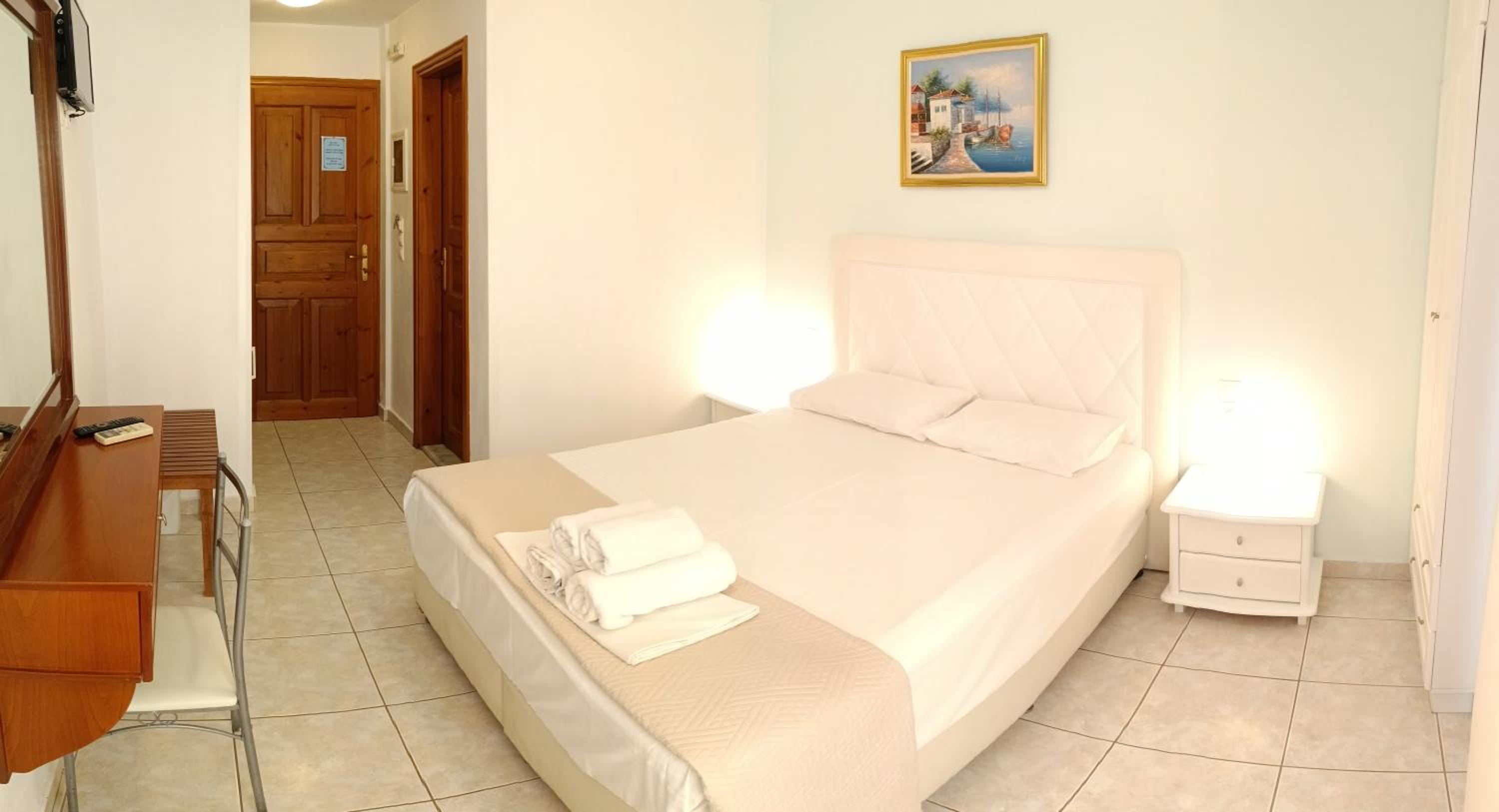 Economy Studio with Sea View  photo 2