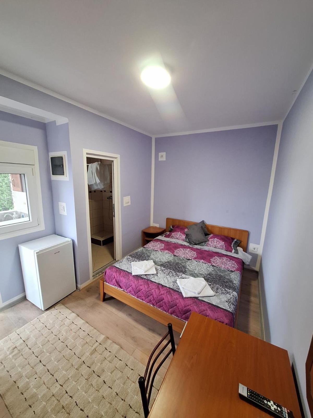 Double Room photo 3