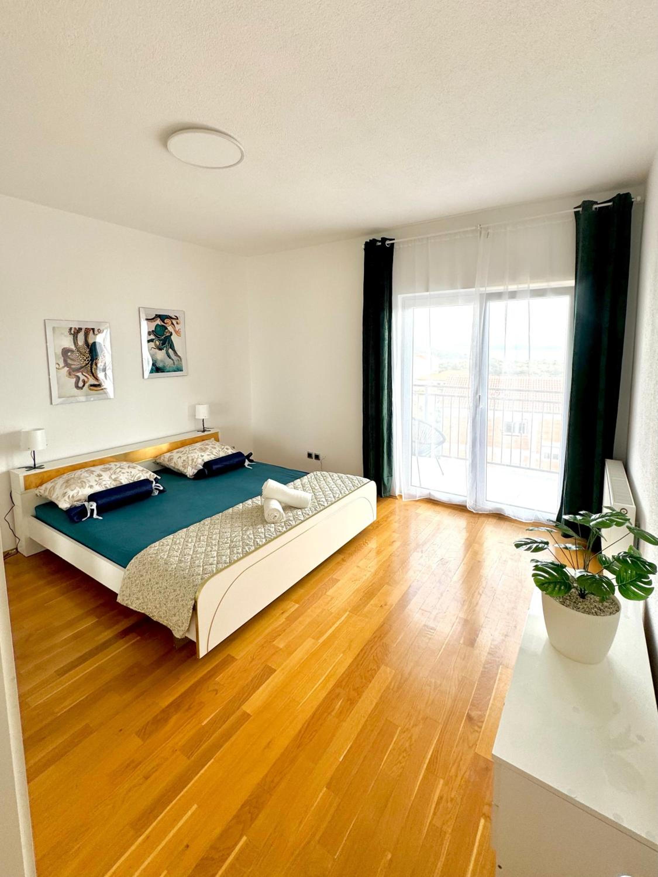 Apartment with Sea View