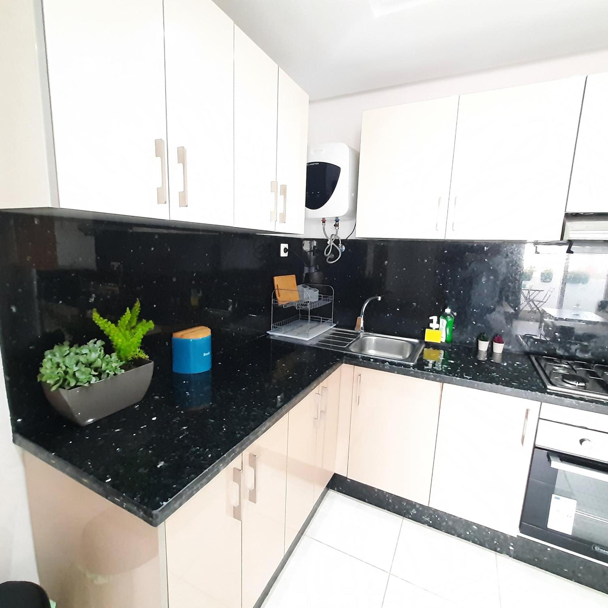 One-Bedroom Apartment - Photo 25