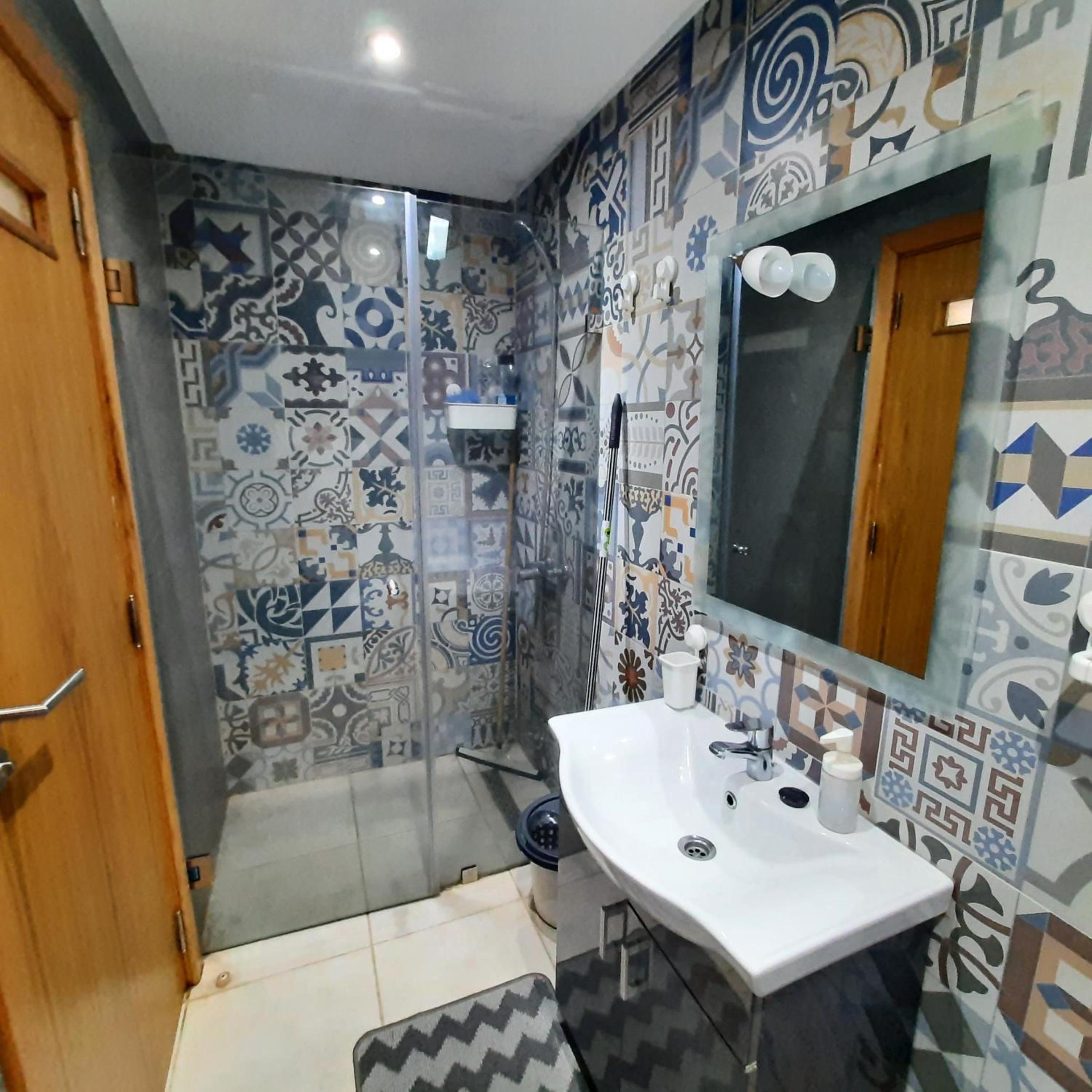 One-Bedroom Apartment - Photo 14