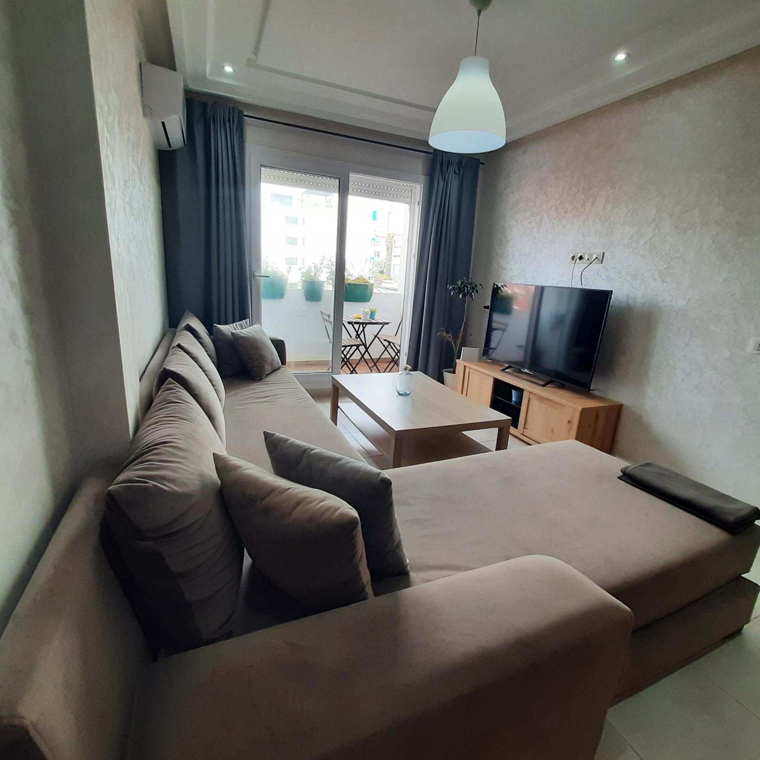 One-Bedroom Apartment - Photo 9