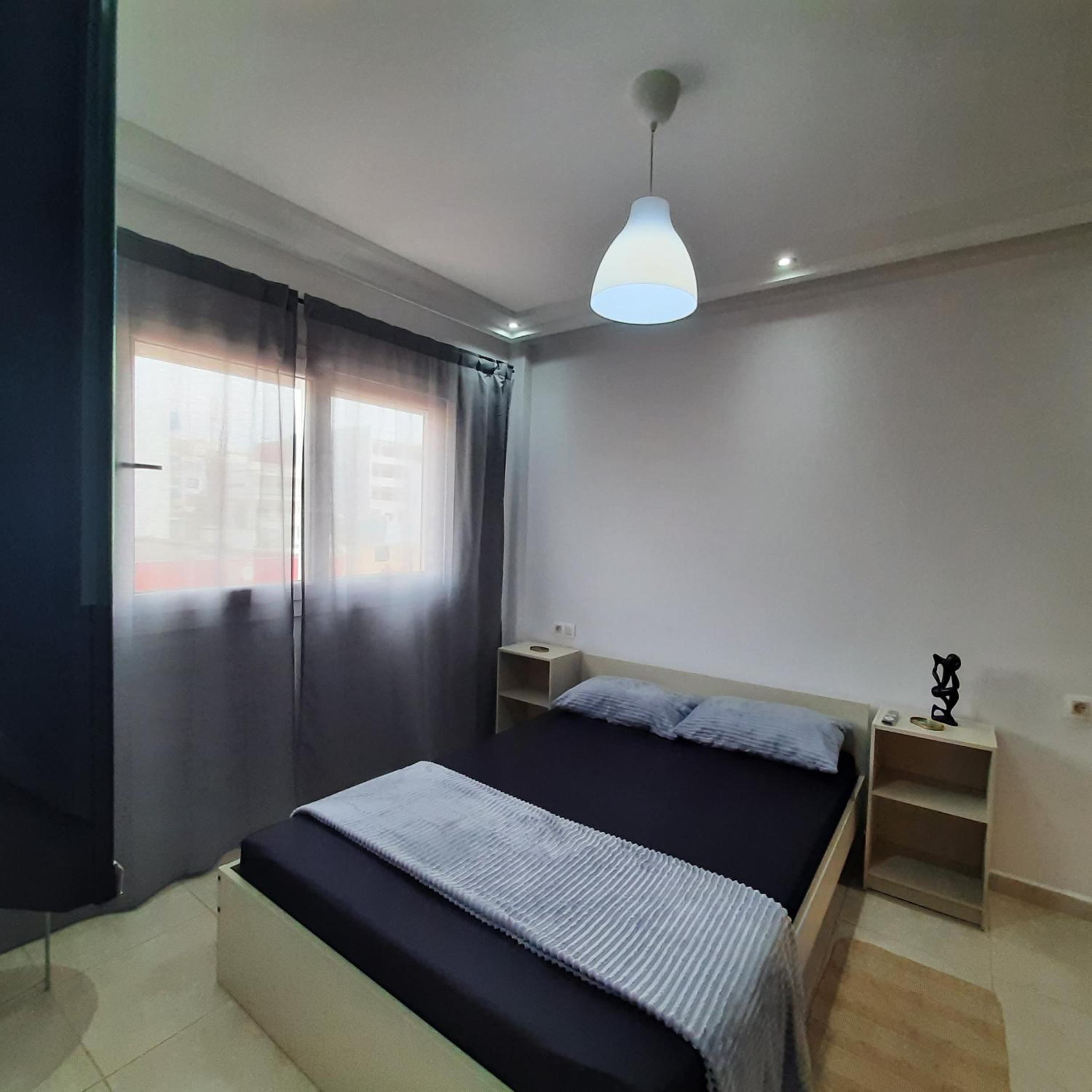 One-Bedroom Apartment - Photo 6