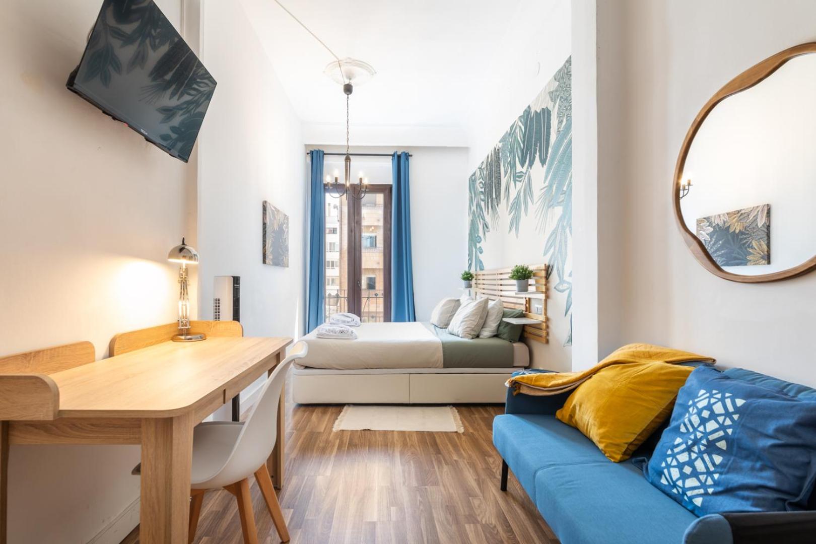 Apartamento de dos habitaciones con balcón