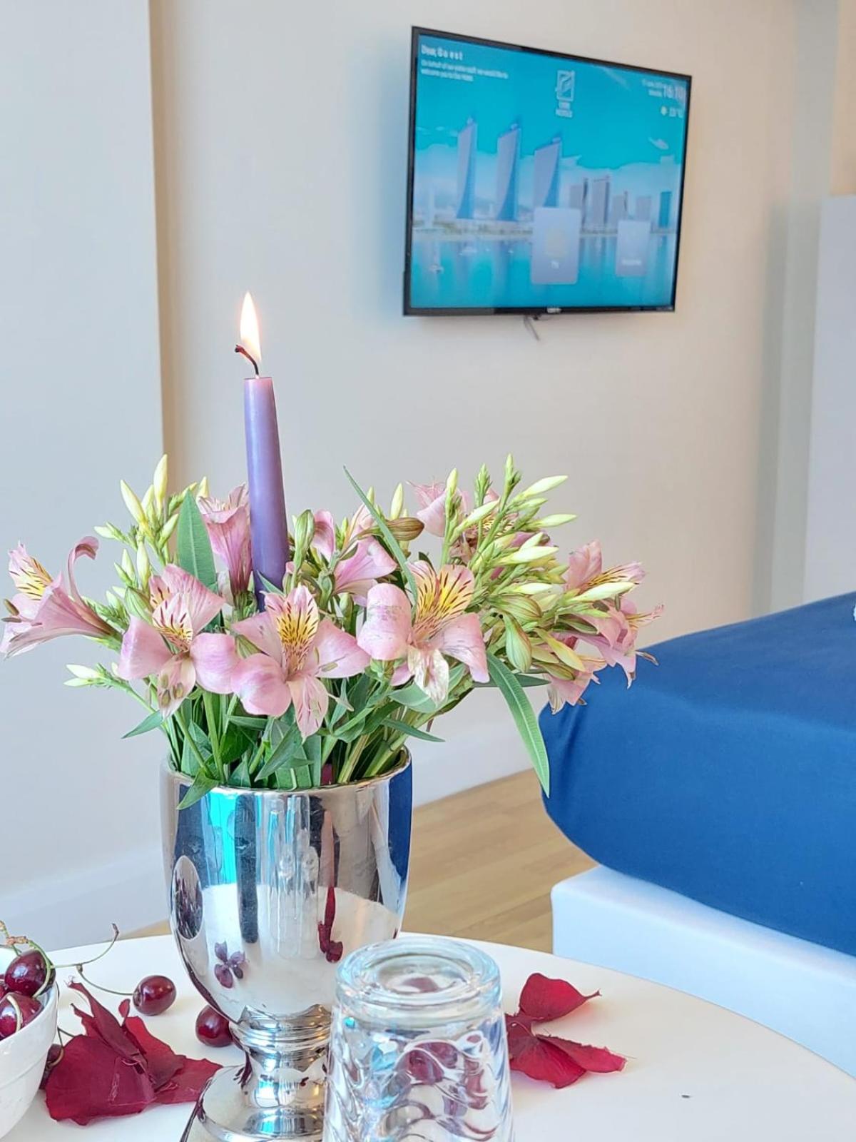One-Bedroom Suite