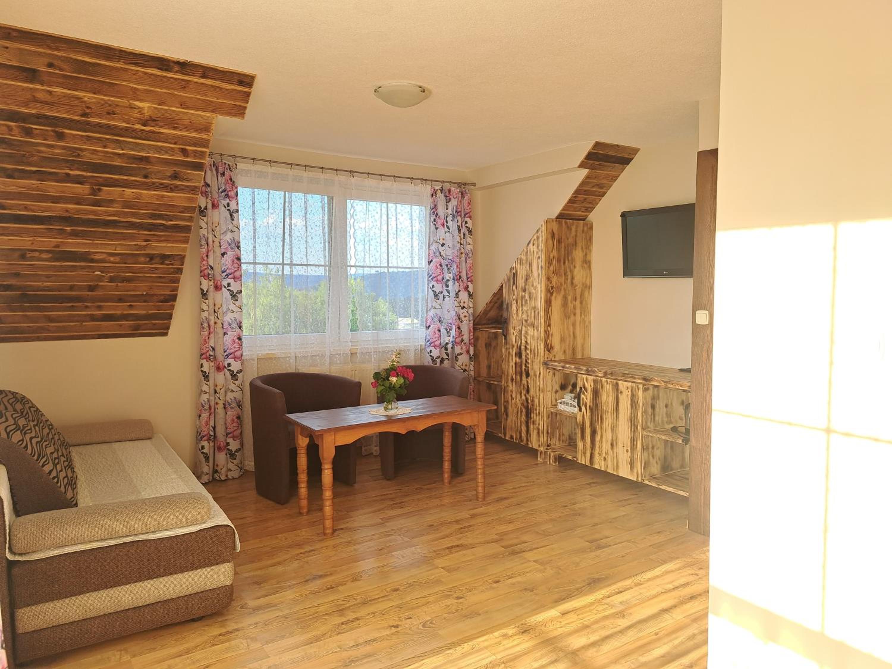 King Room with Balcony photo 1