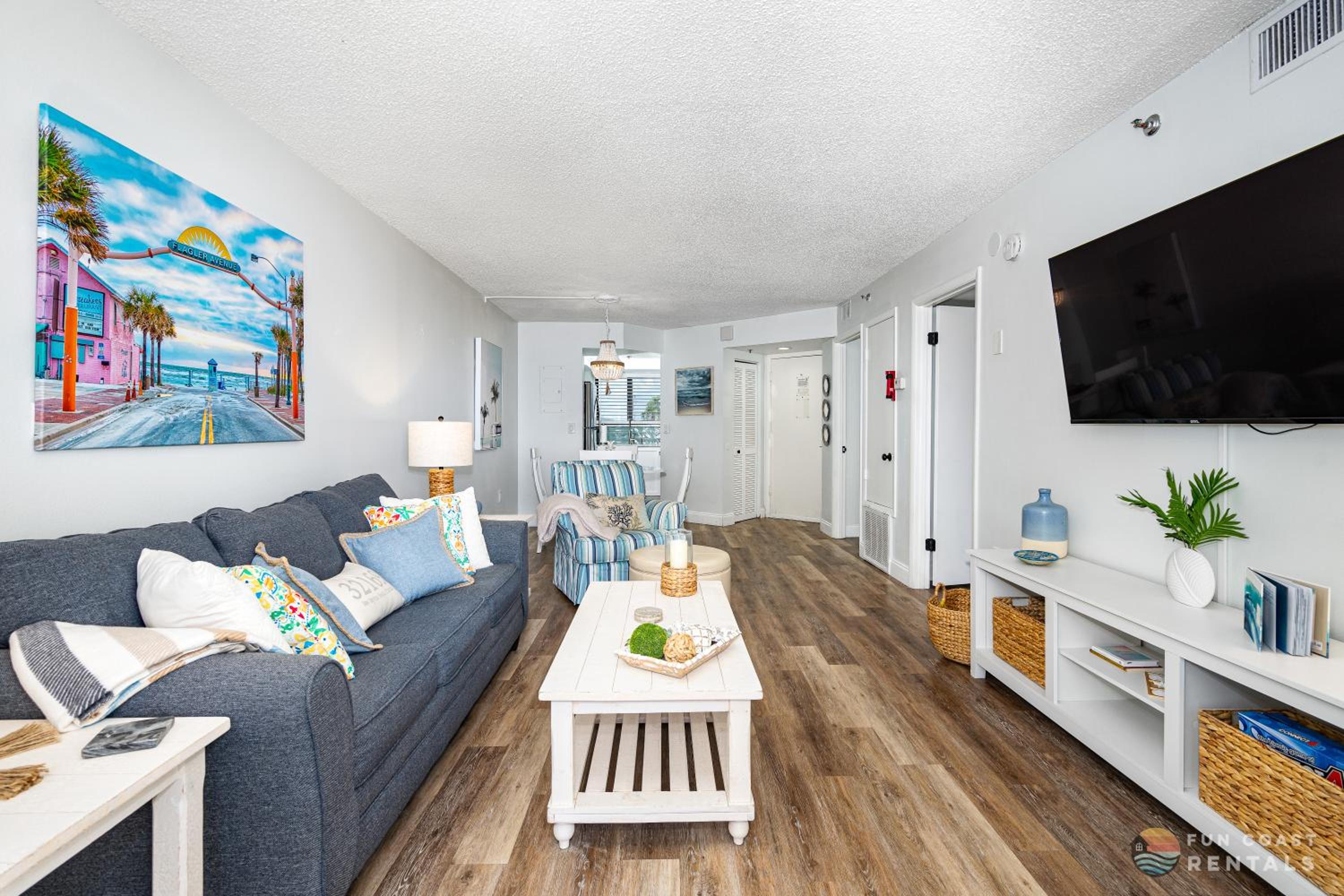 One-Bedroom Apartment with Balcony photo 2