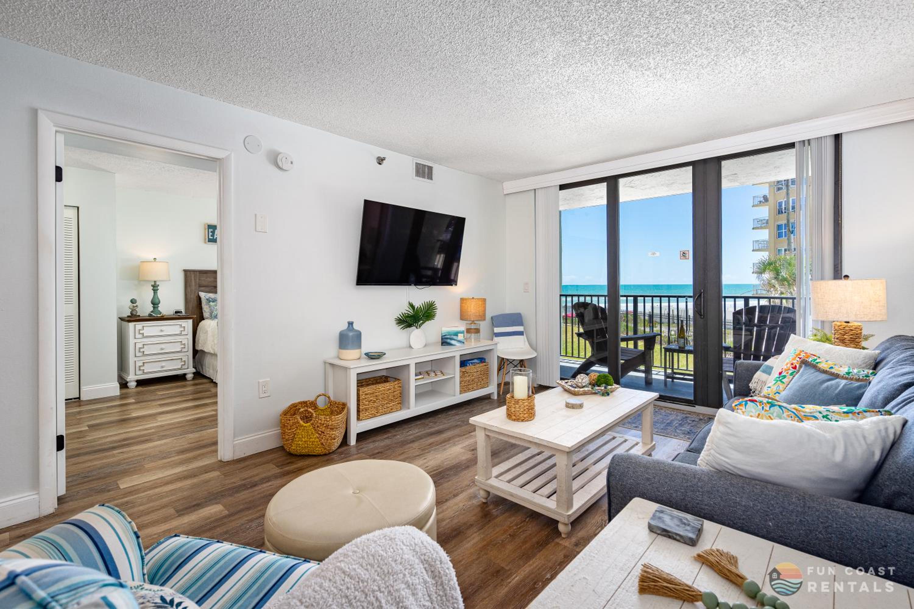 One-Bedroom Apartment with Balcony photo 1