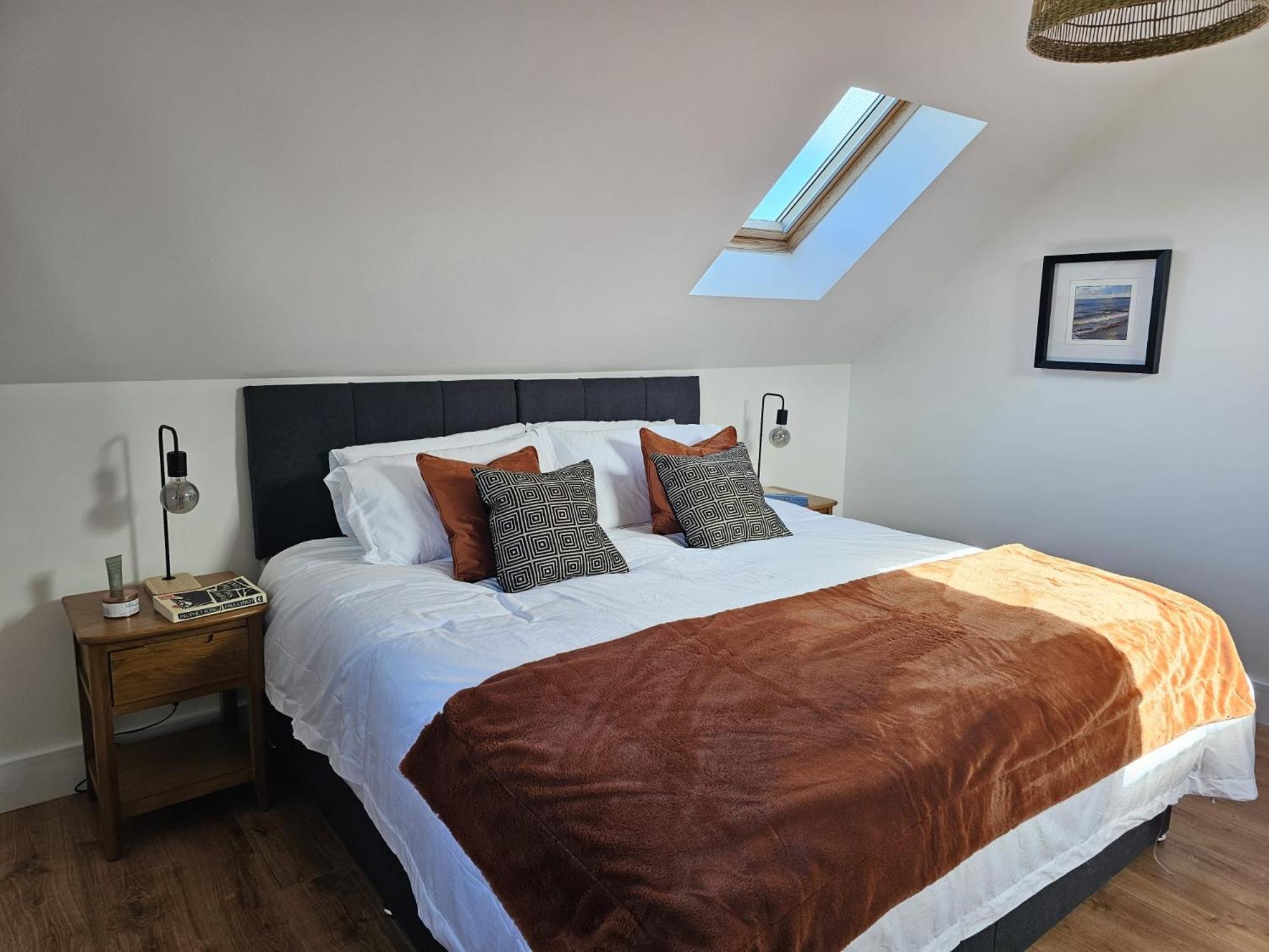 Three-Bedroom House photo 1