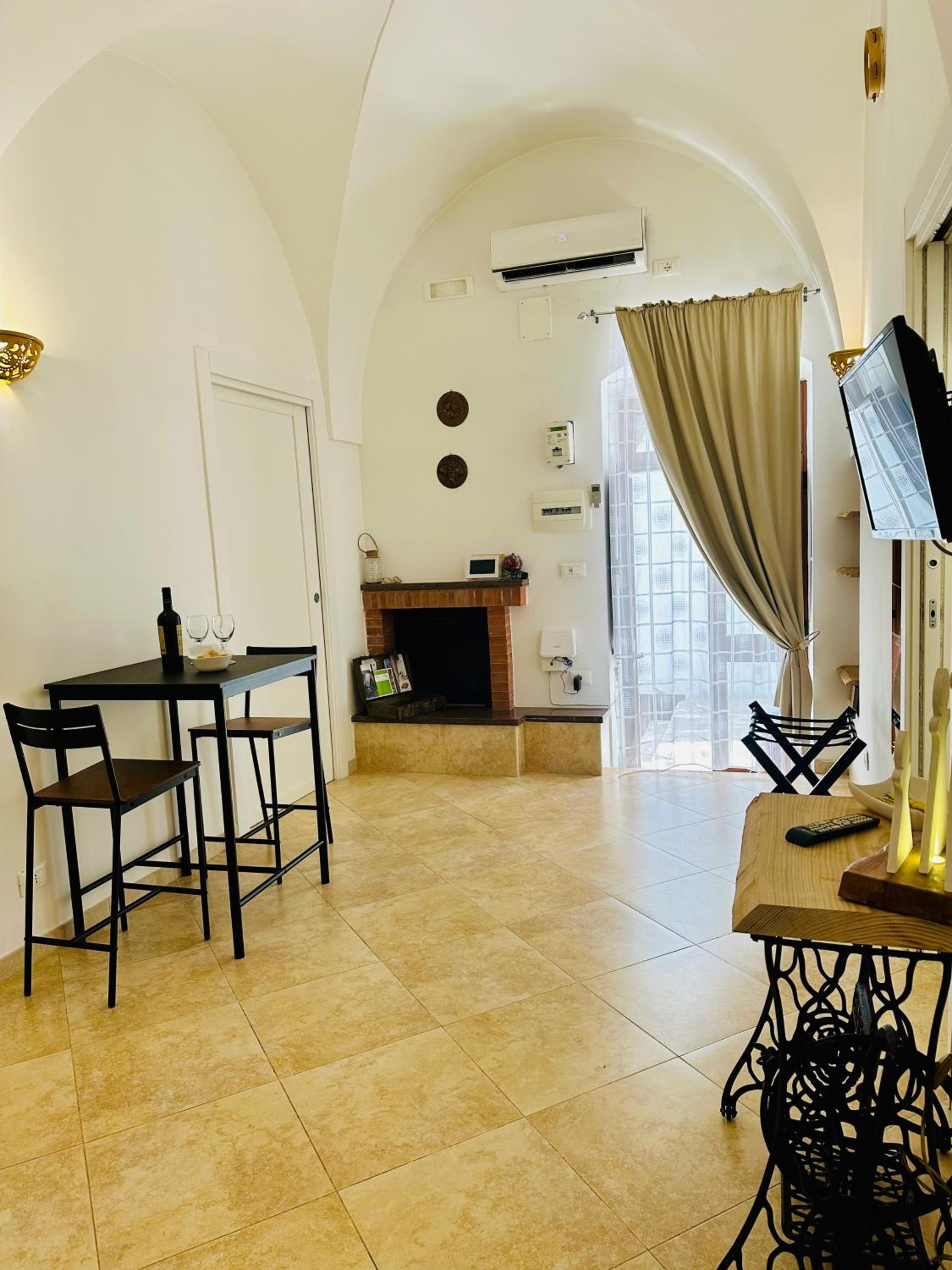 Apartment - Photo 8