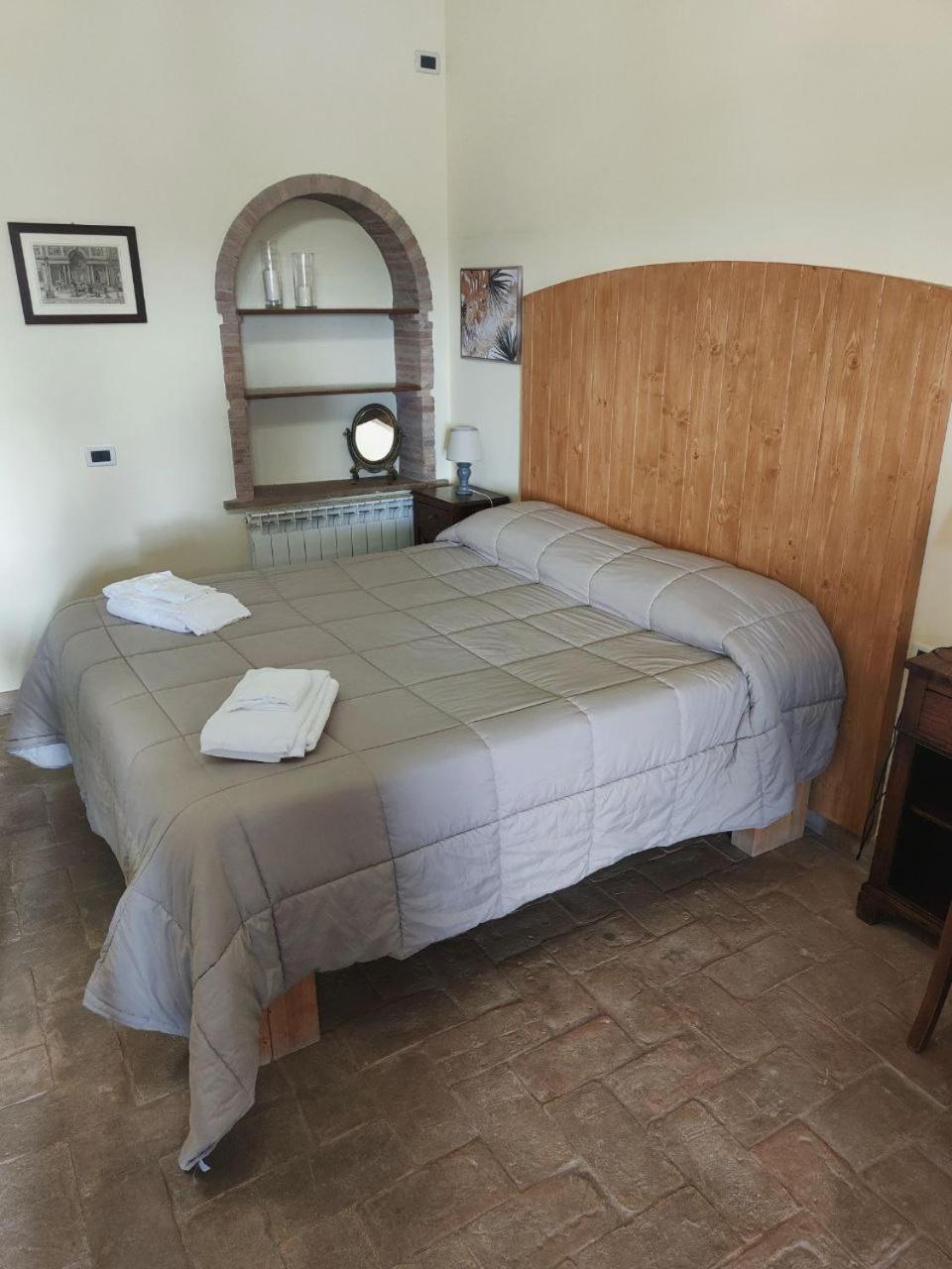 Double Room - Photo 3