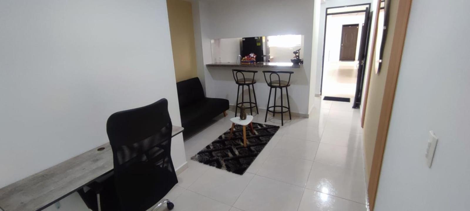 One-Bedroom Apartment photo 1