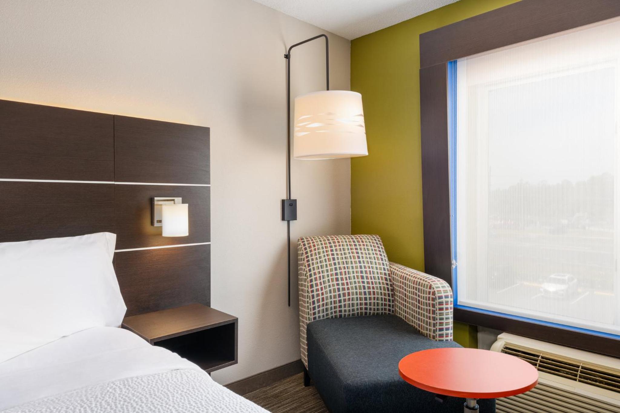 Standard King Room - Photo 1
